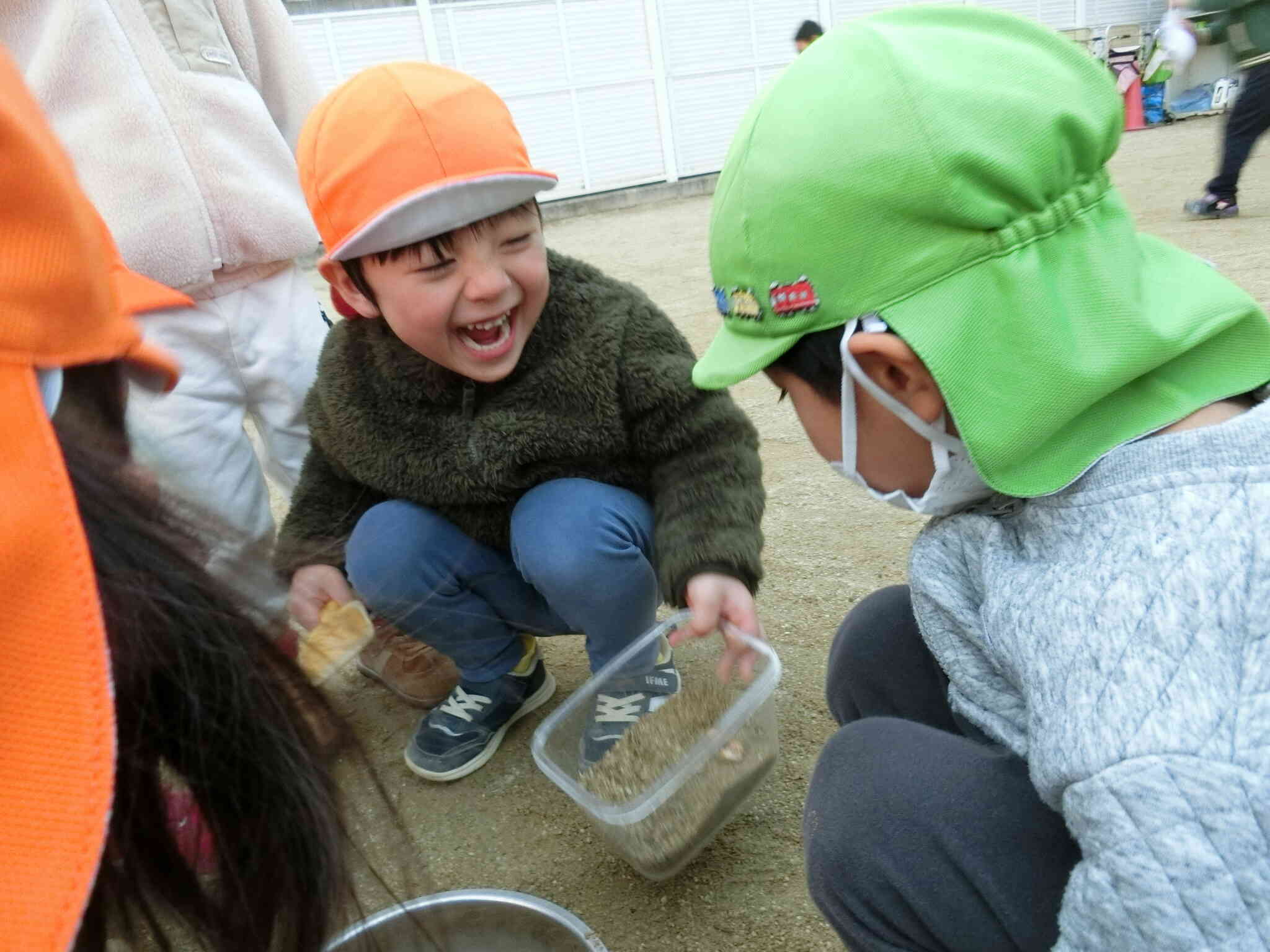 僕がゾウムシ見つけたんだよ！