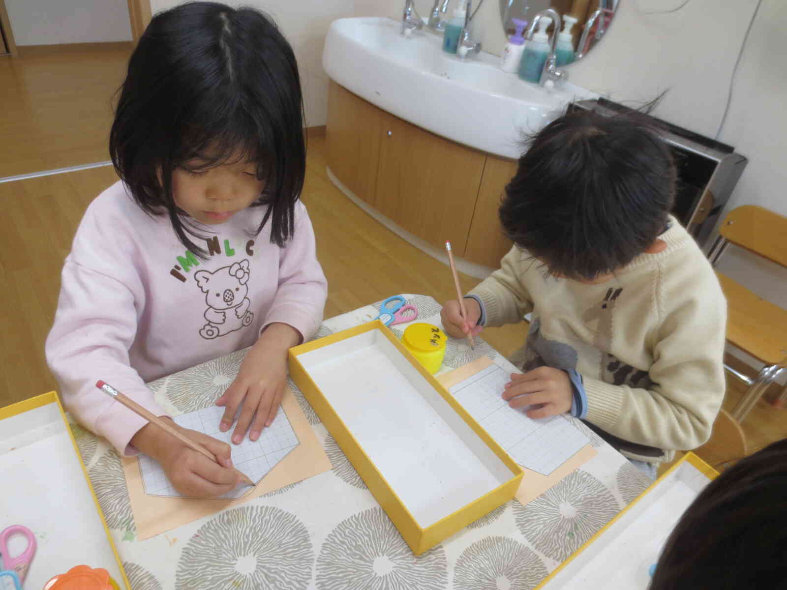 きりん組　制作