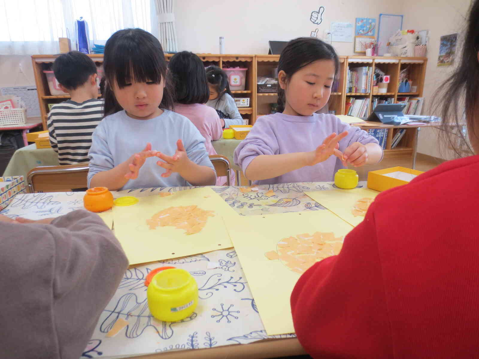 きりん組　自画像制作