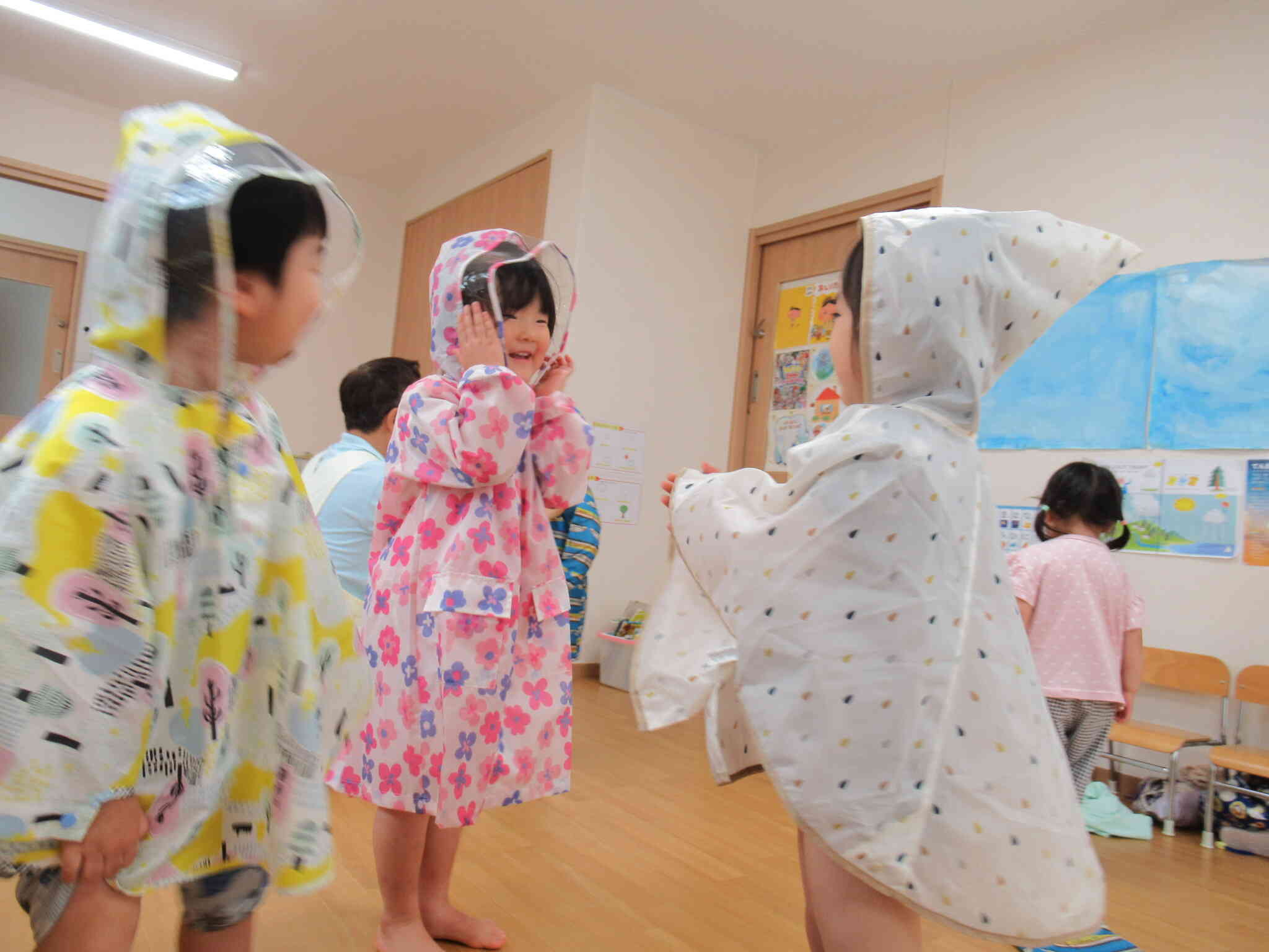 「みてー、かっぱー」「たのちいねー」