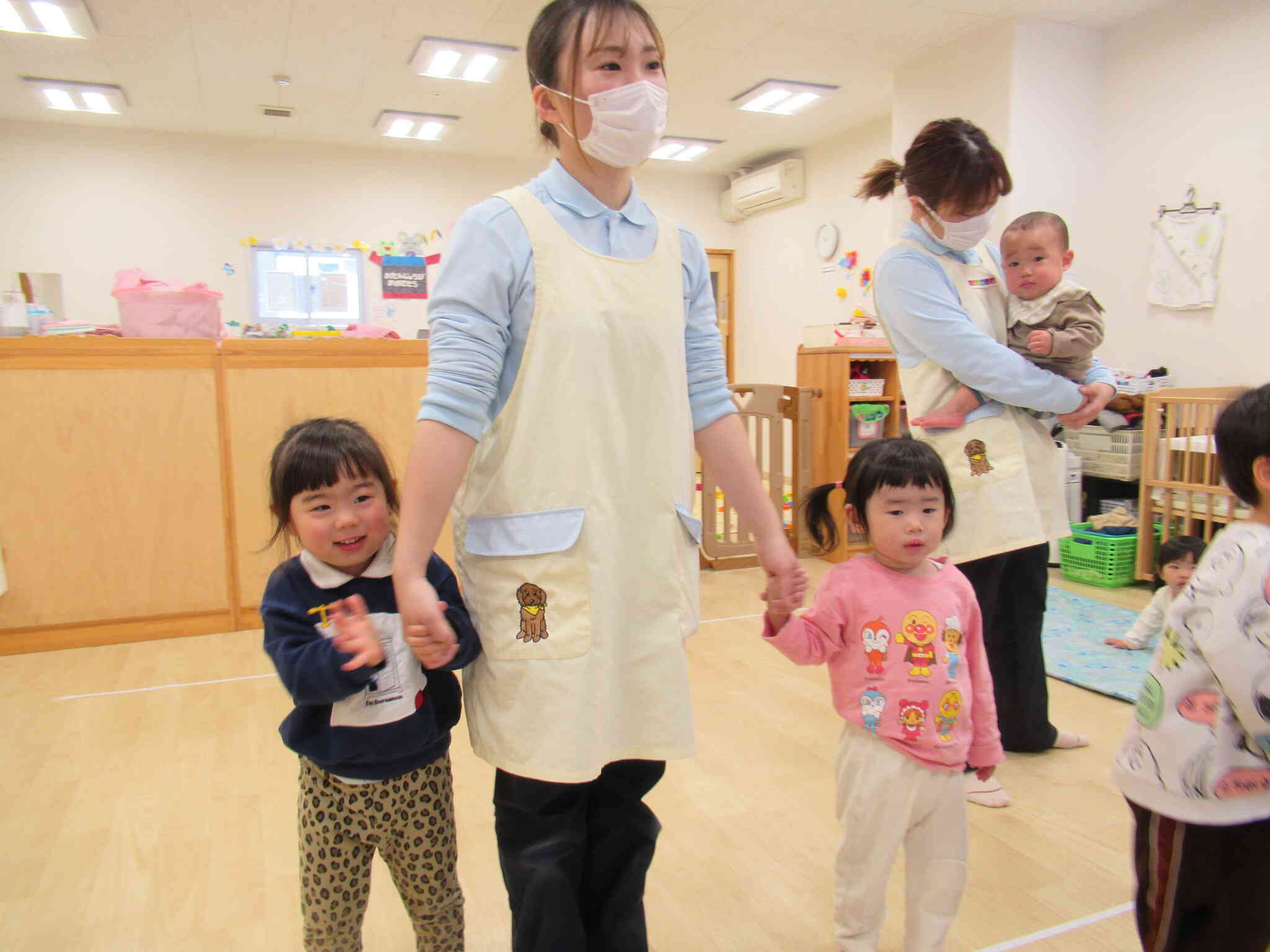 先生やお友だちと一緒に楽しく参加できました！来年度からの英語教室も楽しみですね。