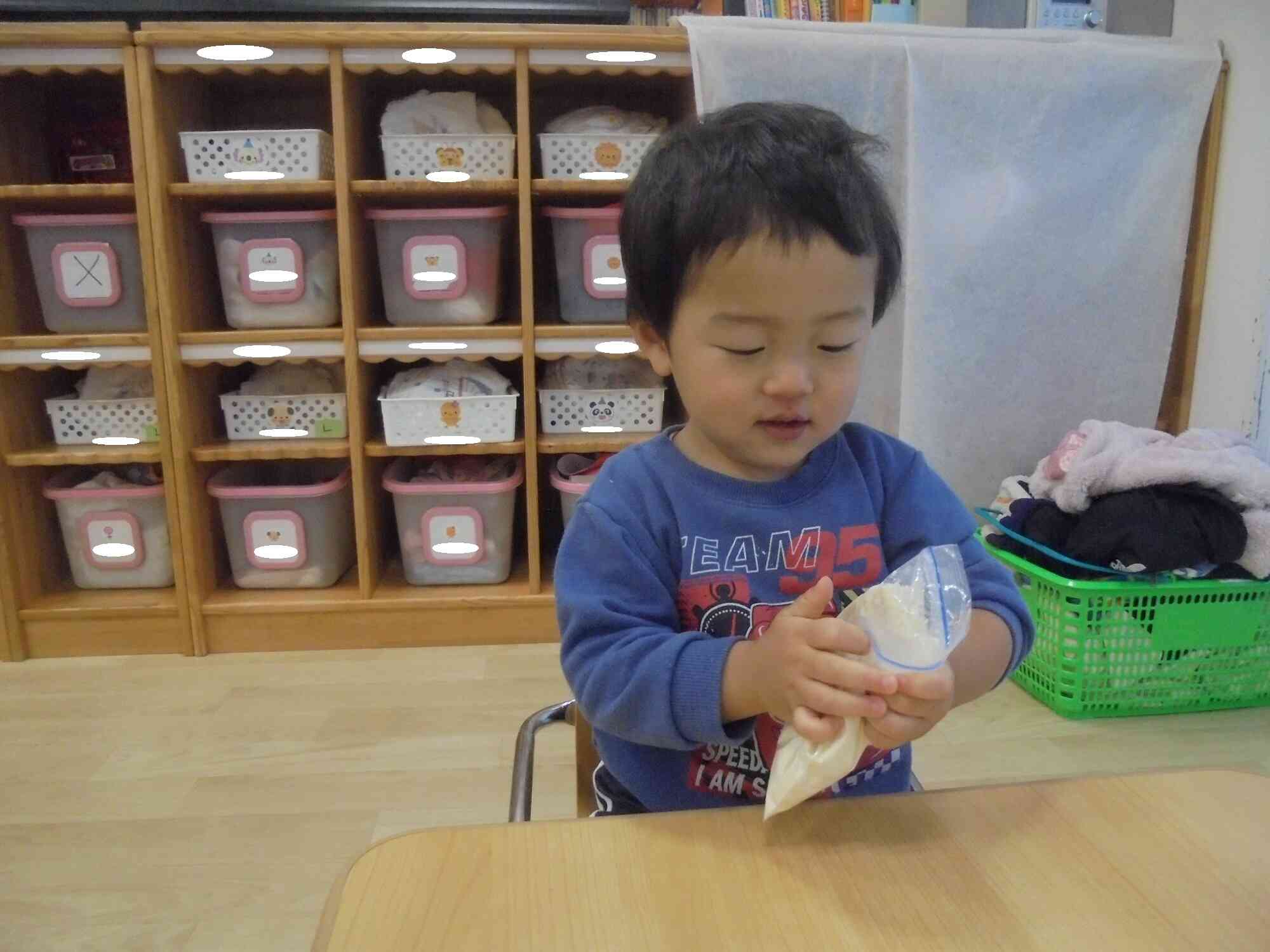 一生懸命もみもみ♪