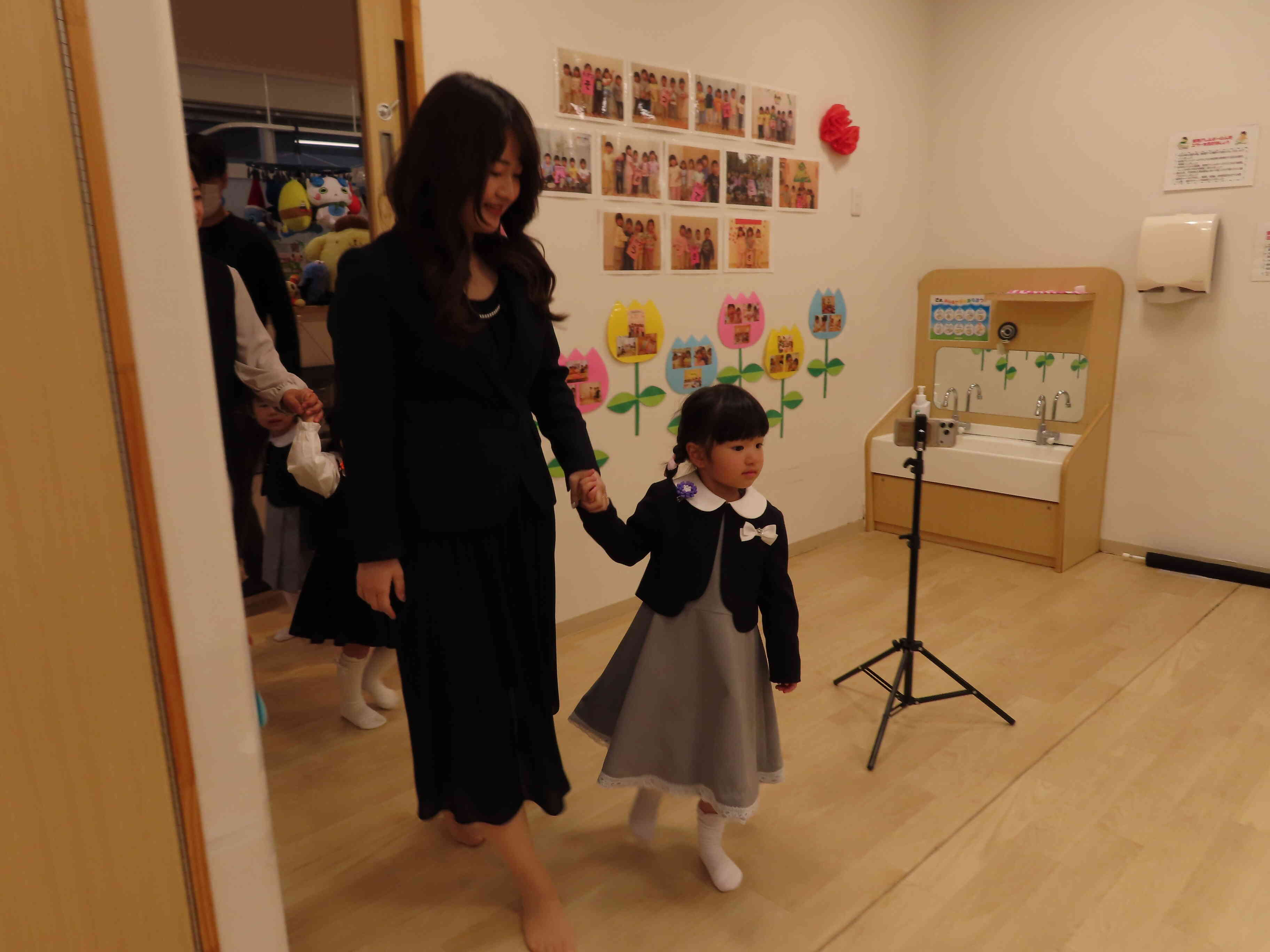 緊張しながらの入場です！