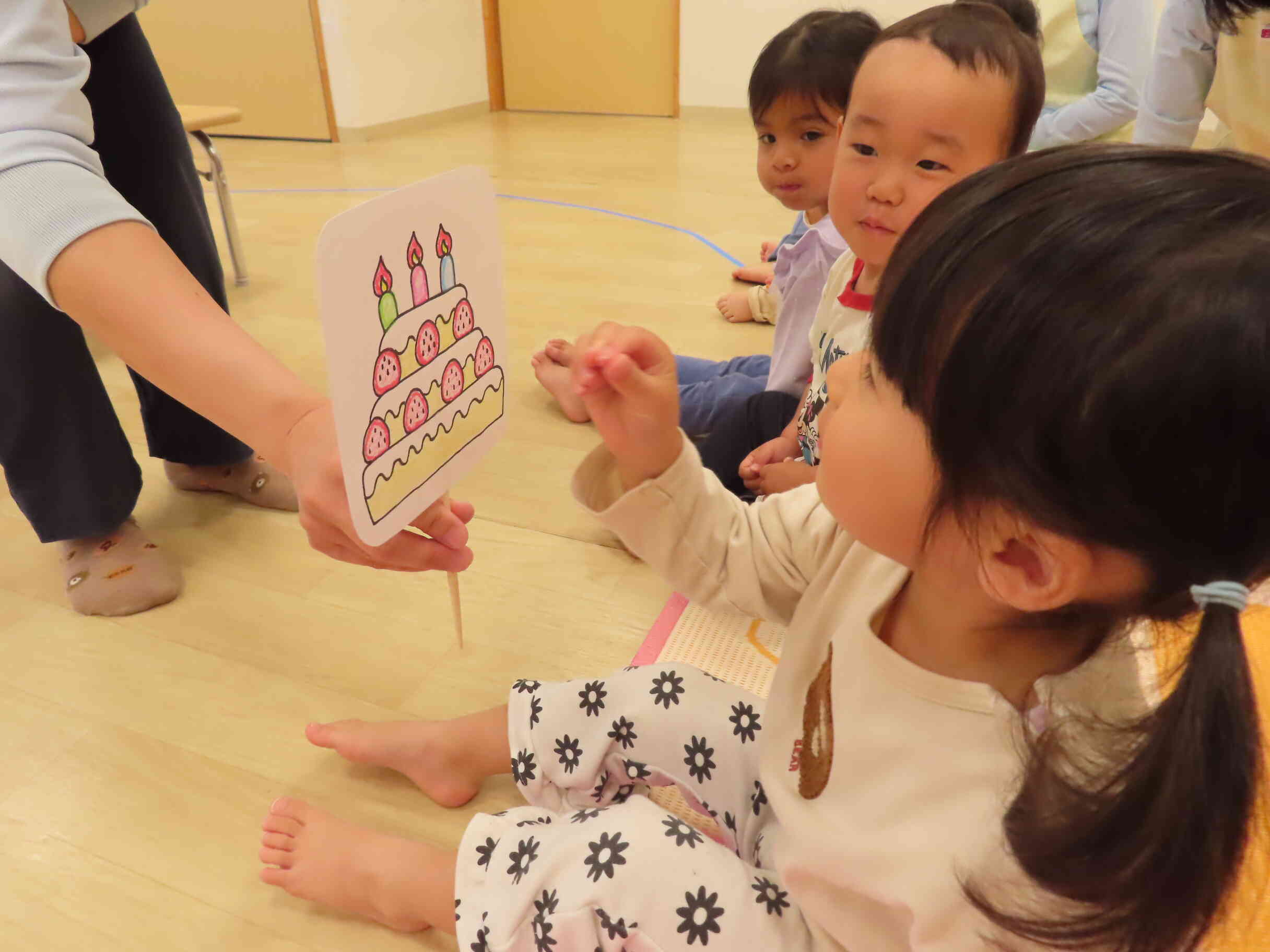 最後はケーキが出てきました♪