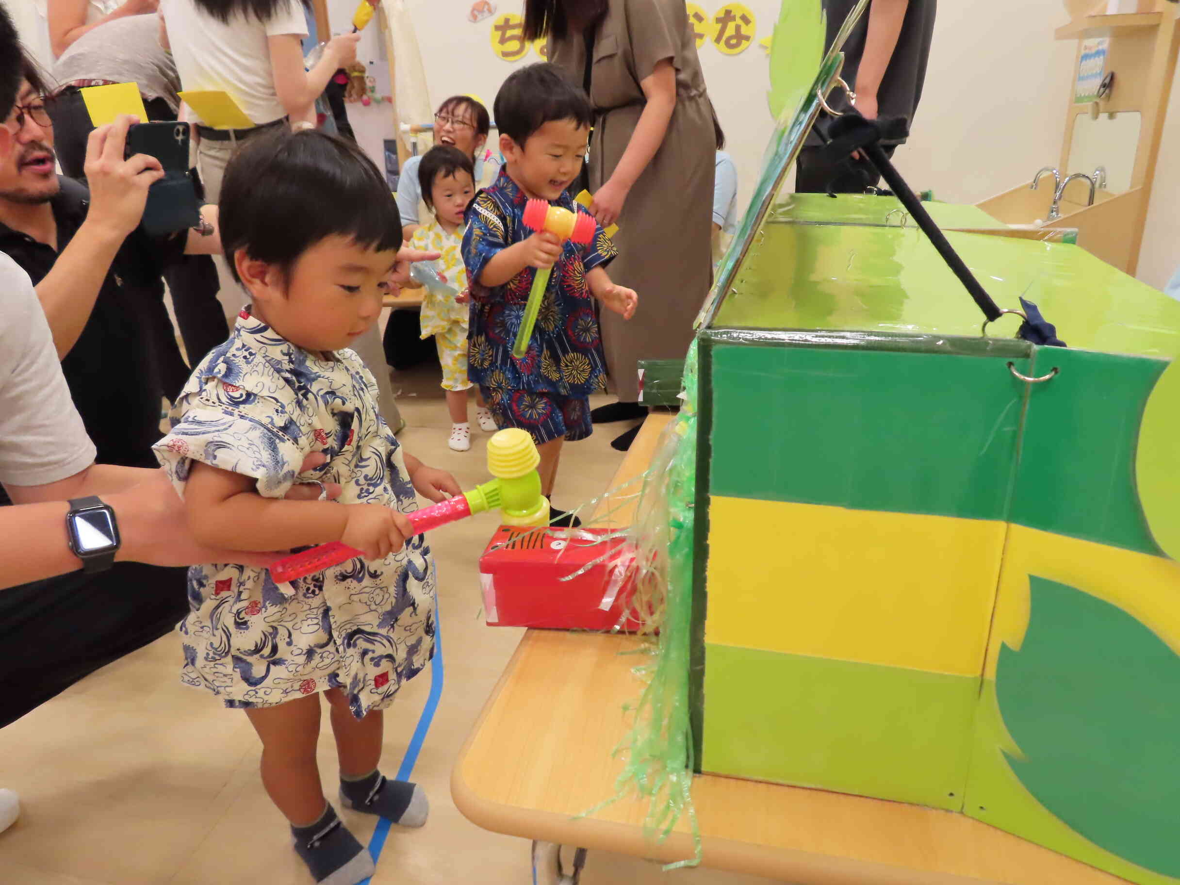 白熱したワニ叩きゲームです！