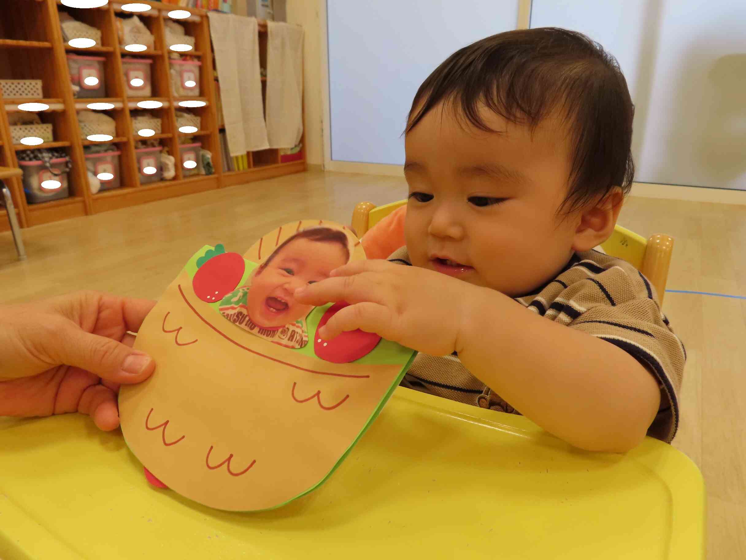 初めてのお誕生日!うれしいな♪