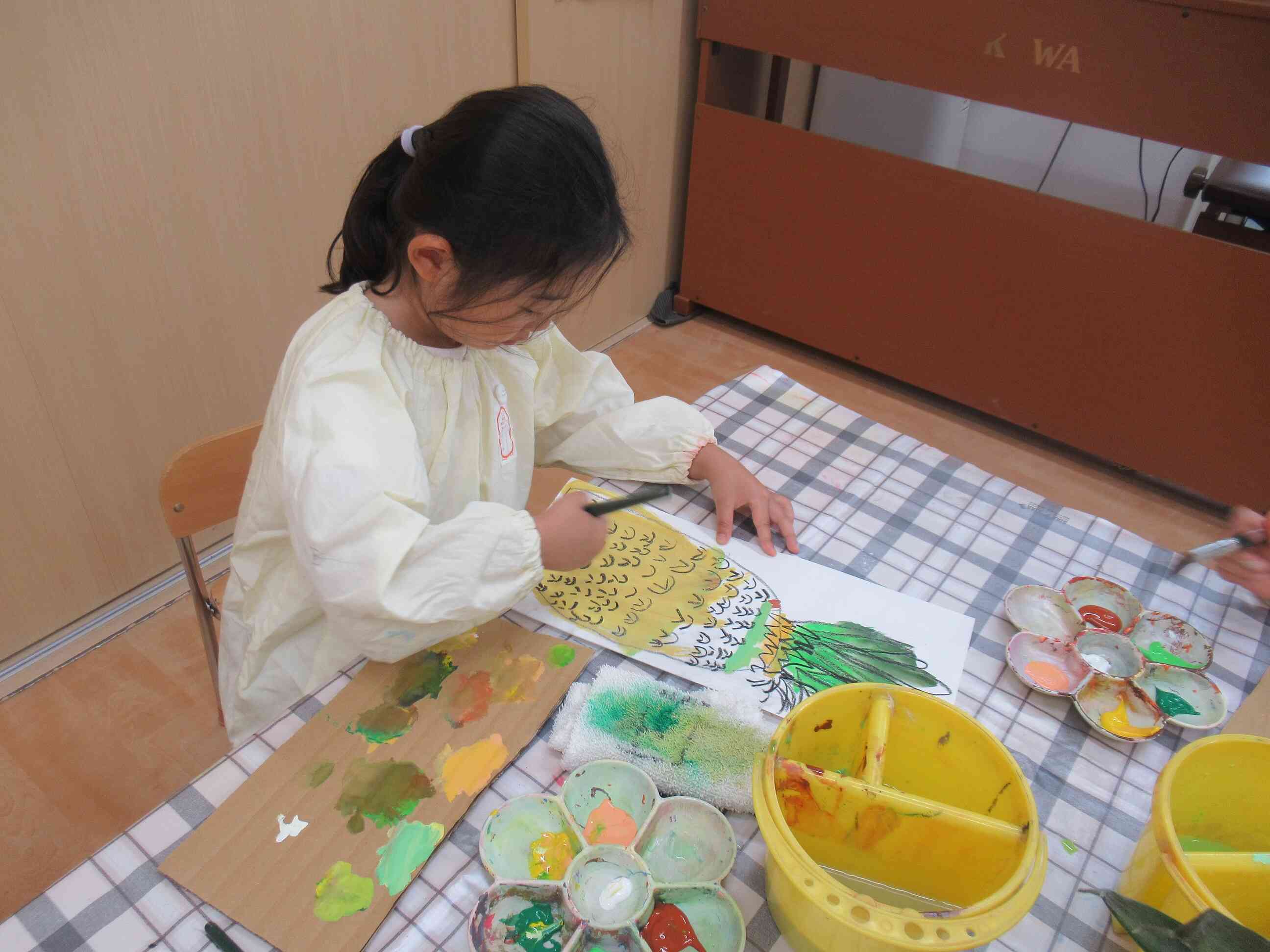 観察画「パイナップル」（きりん組・5歳児）｜ニチイキッズ元鳴尾