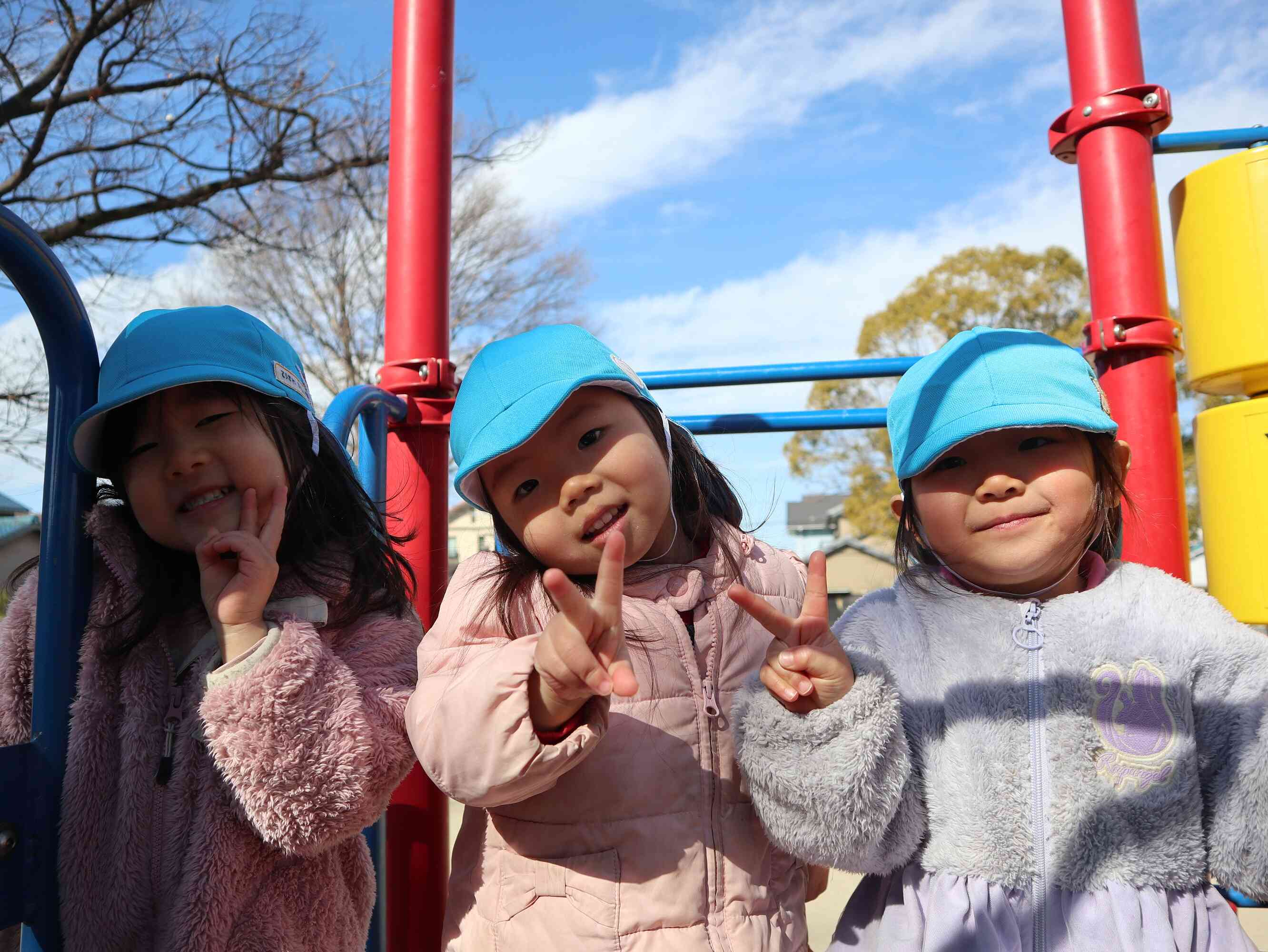 寒さに負けず、公園あそび！