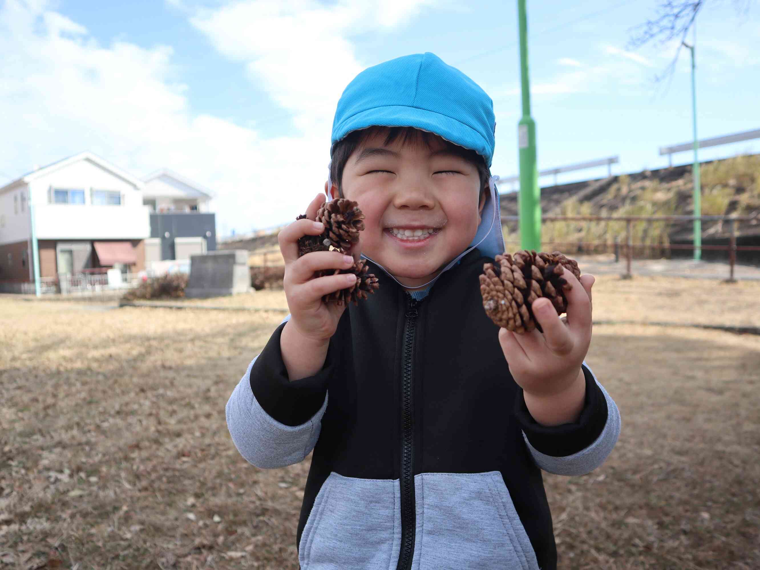 「いっぱい見つけたよ」と見せてくれました