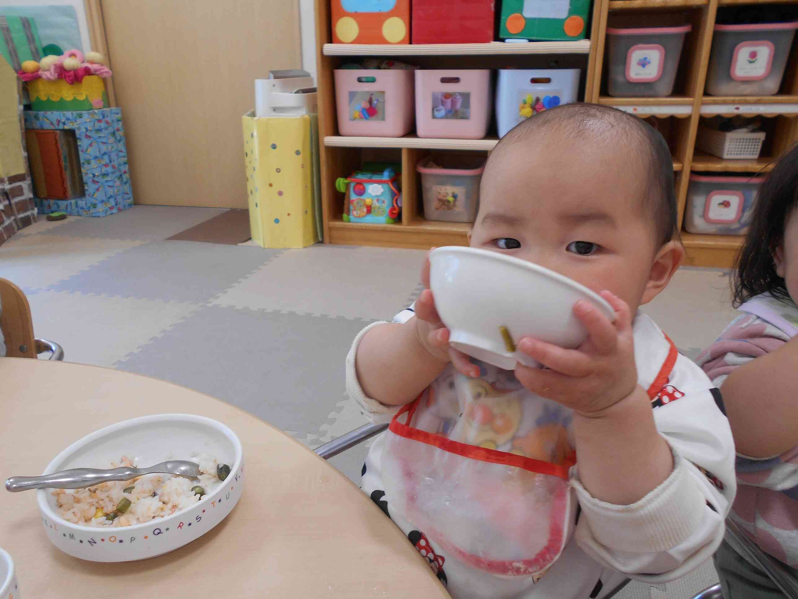 お汁もごくごく、、「おいしー！」