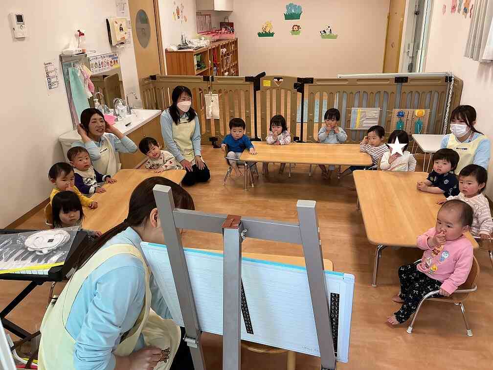 あひる組さんに新しいお友達が増えました♪（あひる組・1歳児）