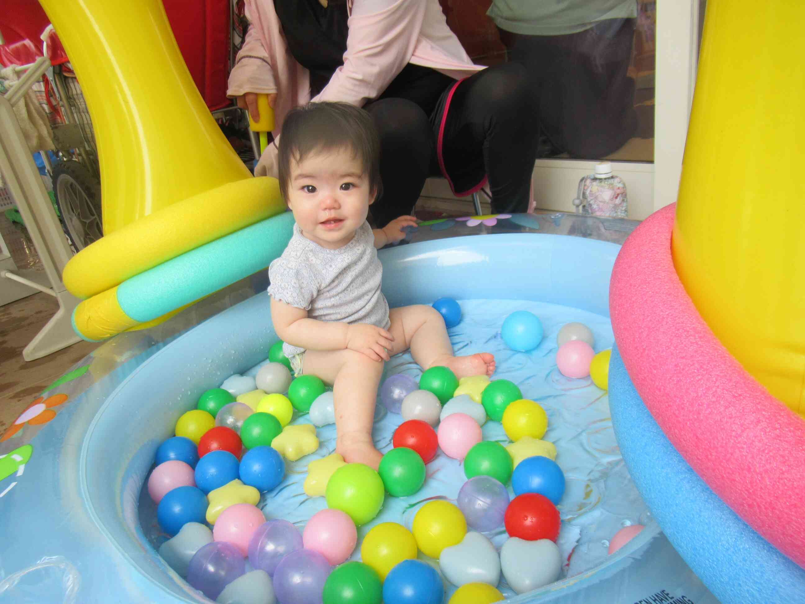 7月の様子（０歳児・ひよこ組）