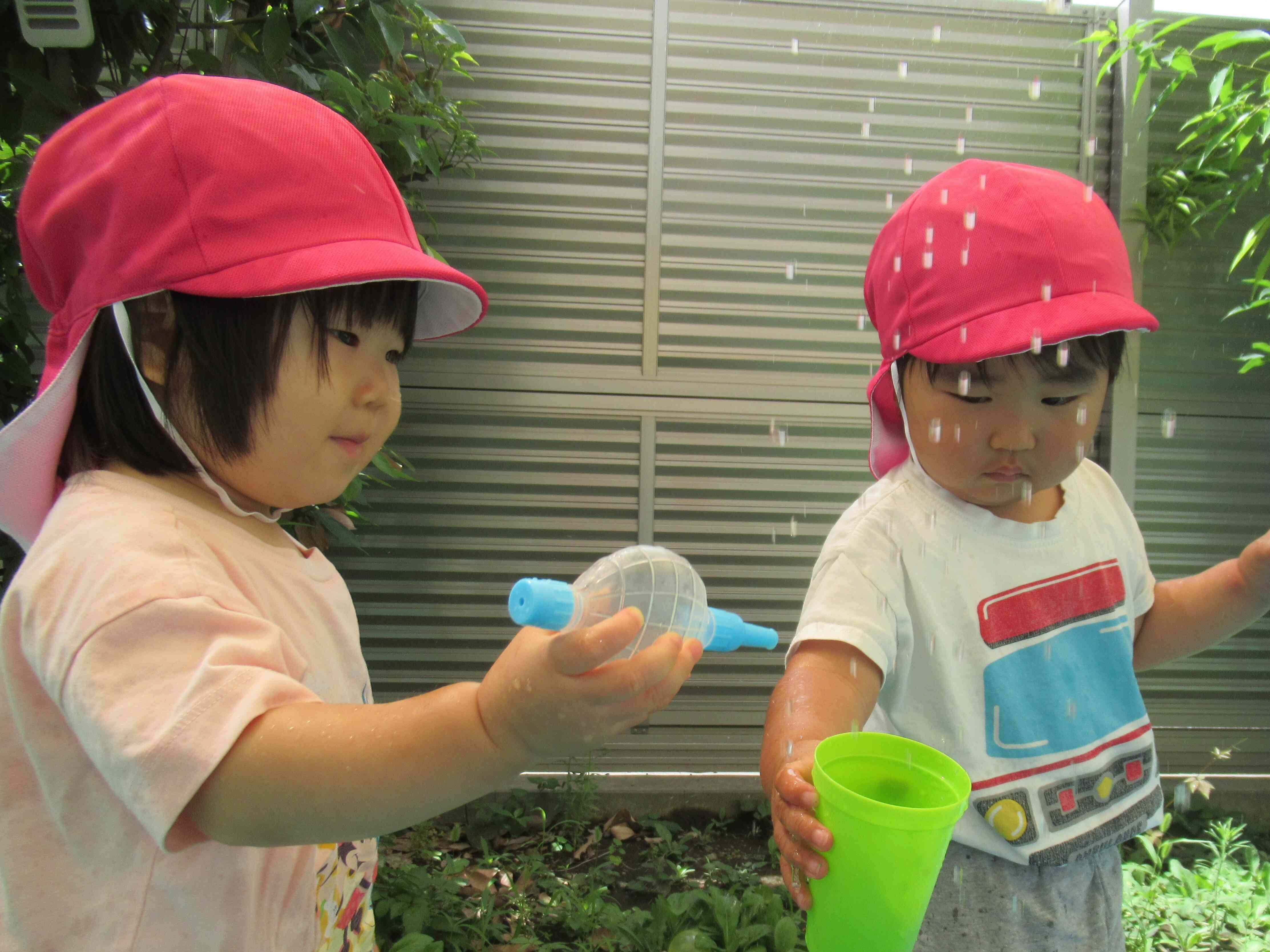 1歳児～お水ぷしゅ~