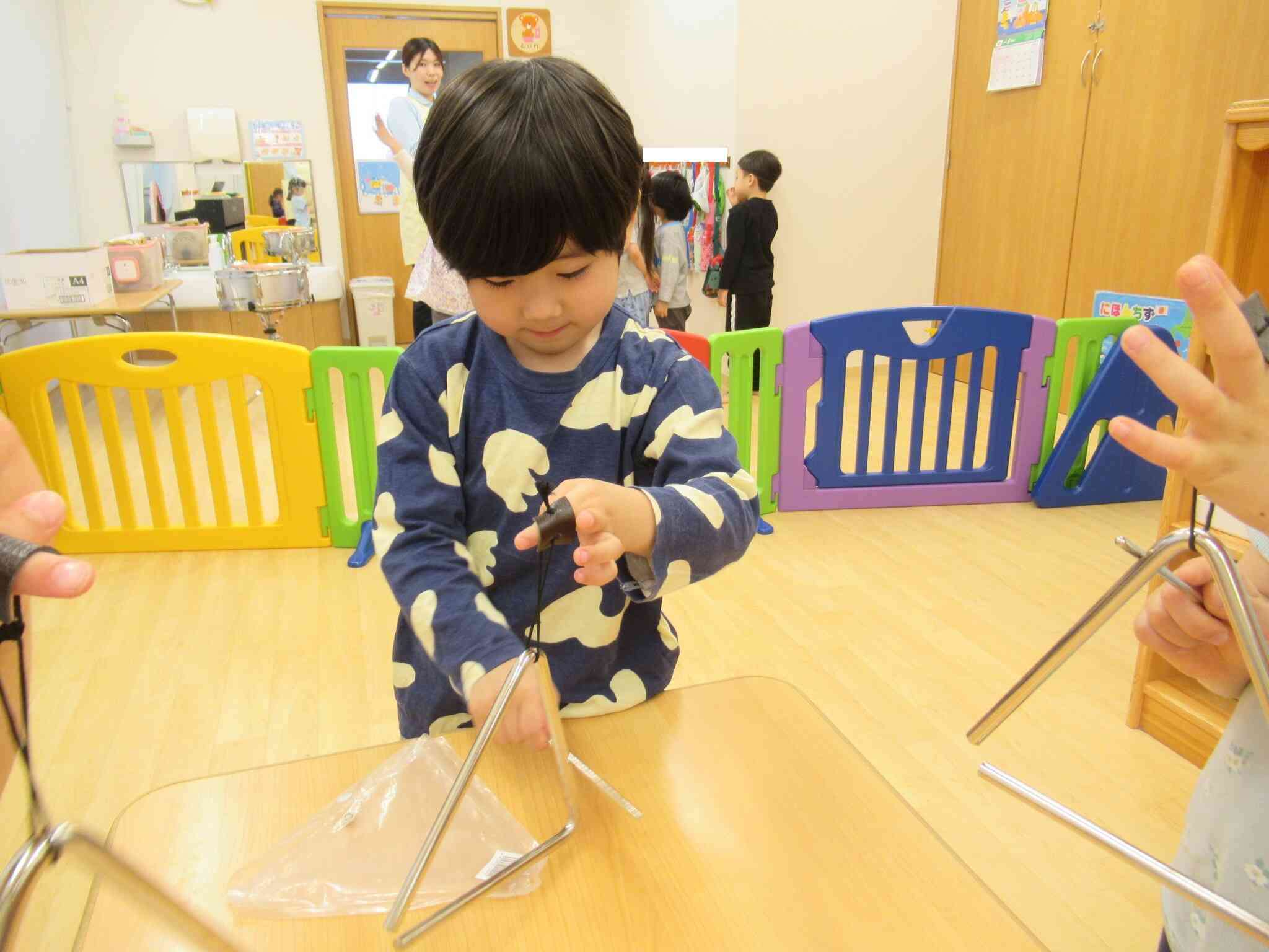 外側も同じ音が鳴るのかな？