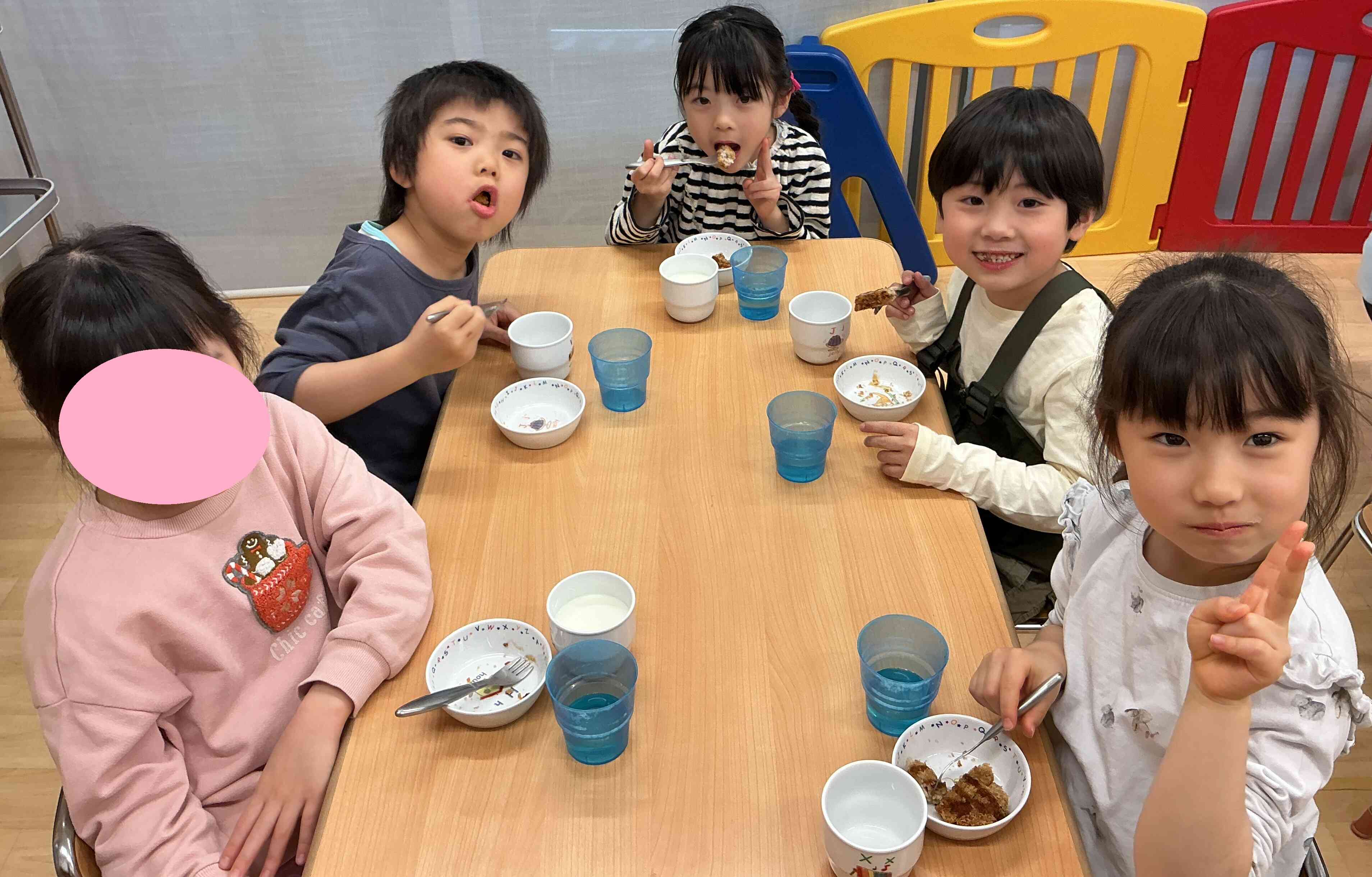 きりん組さんで「はい、ちーず♪」