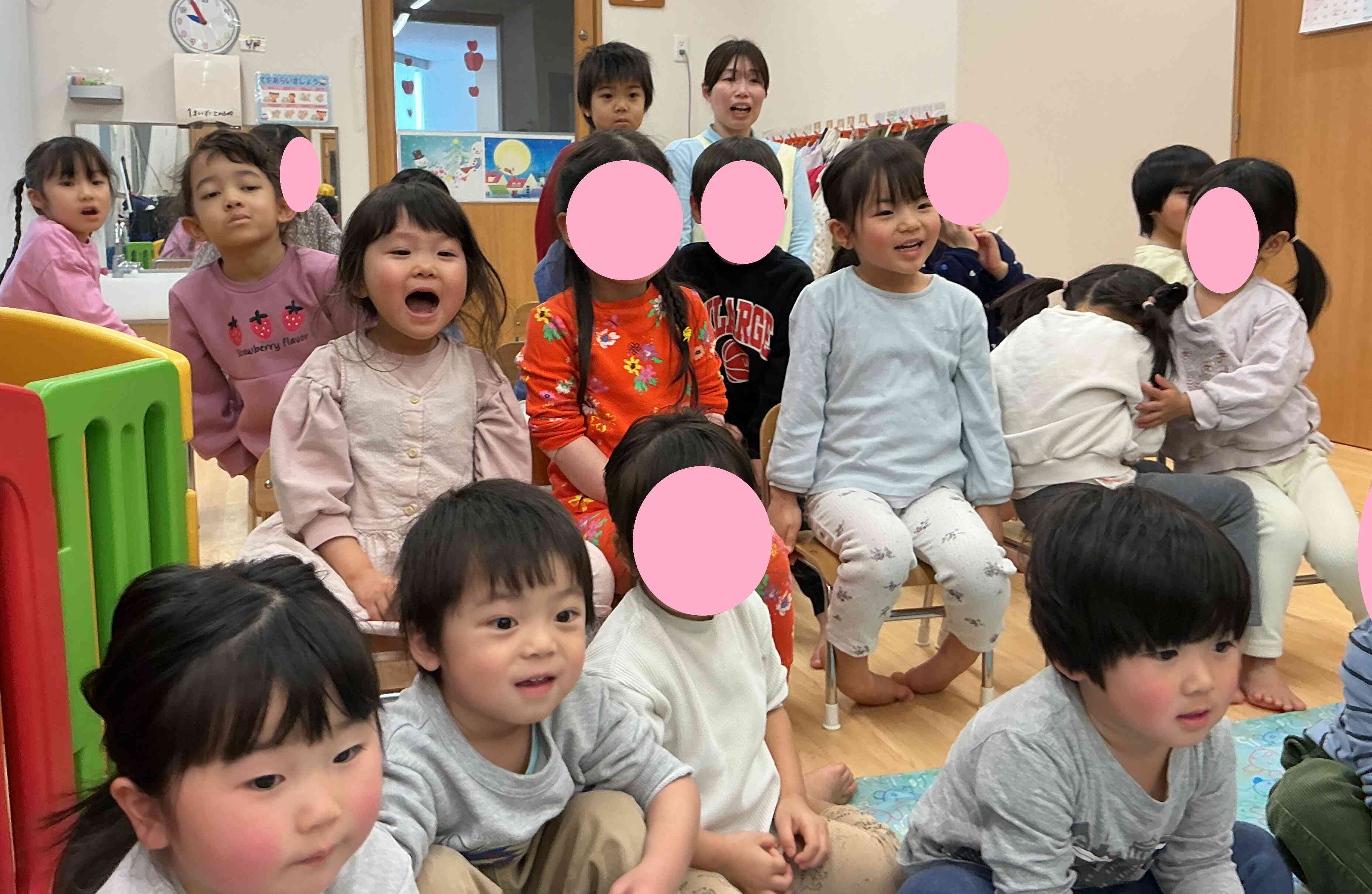 ポップコーンができる音にびっくりしてしまうお友だちも…笑