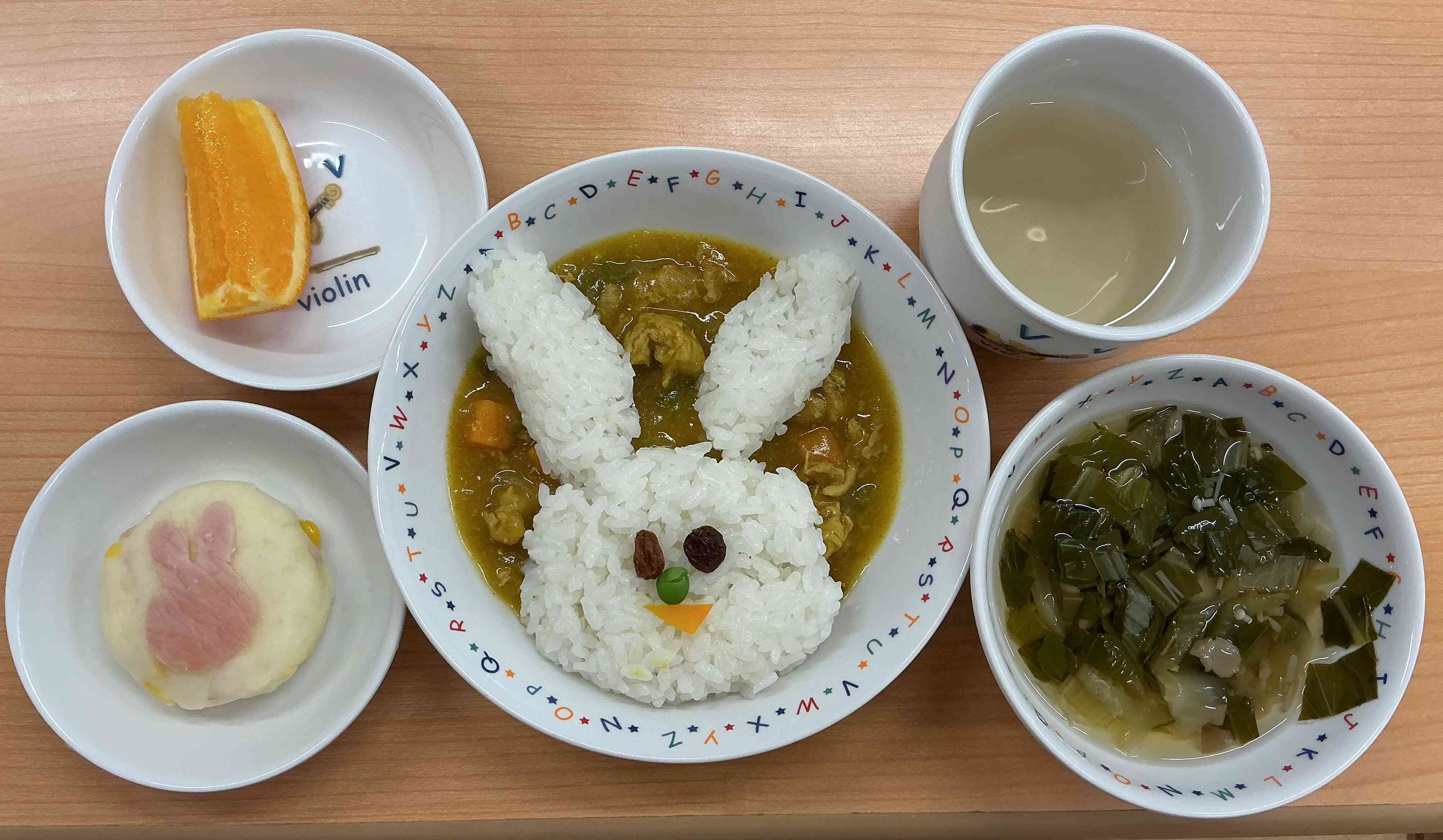 お月見の日の給食