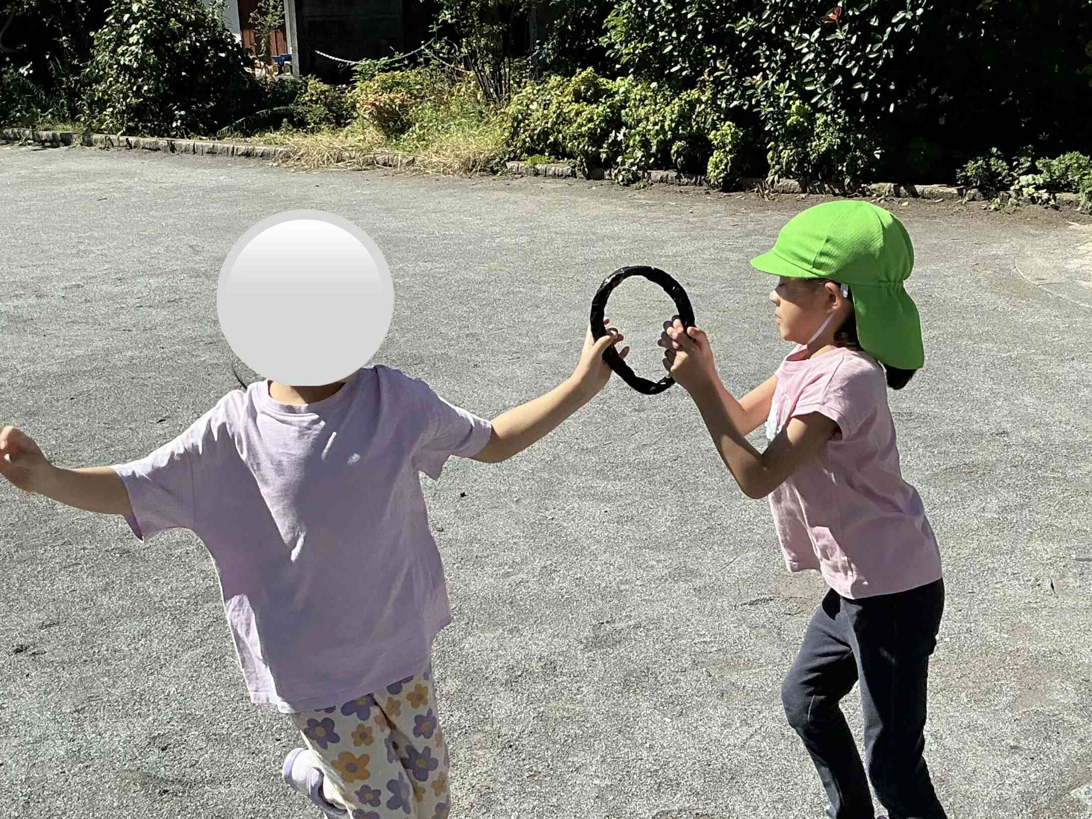 「〇〇ちゃん！！」と声を掛け合いバトンパスに成功！