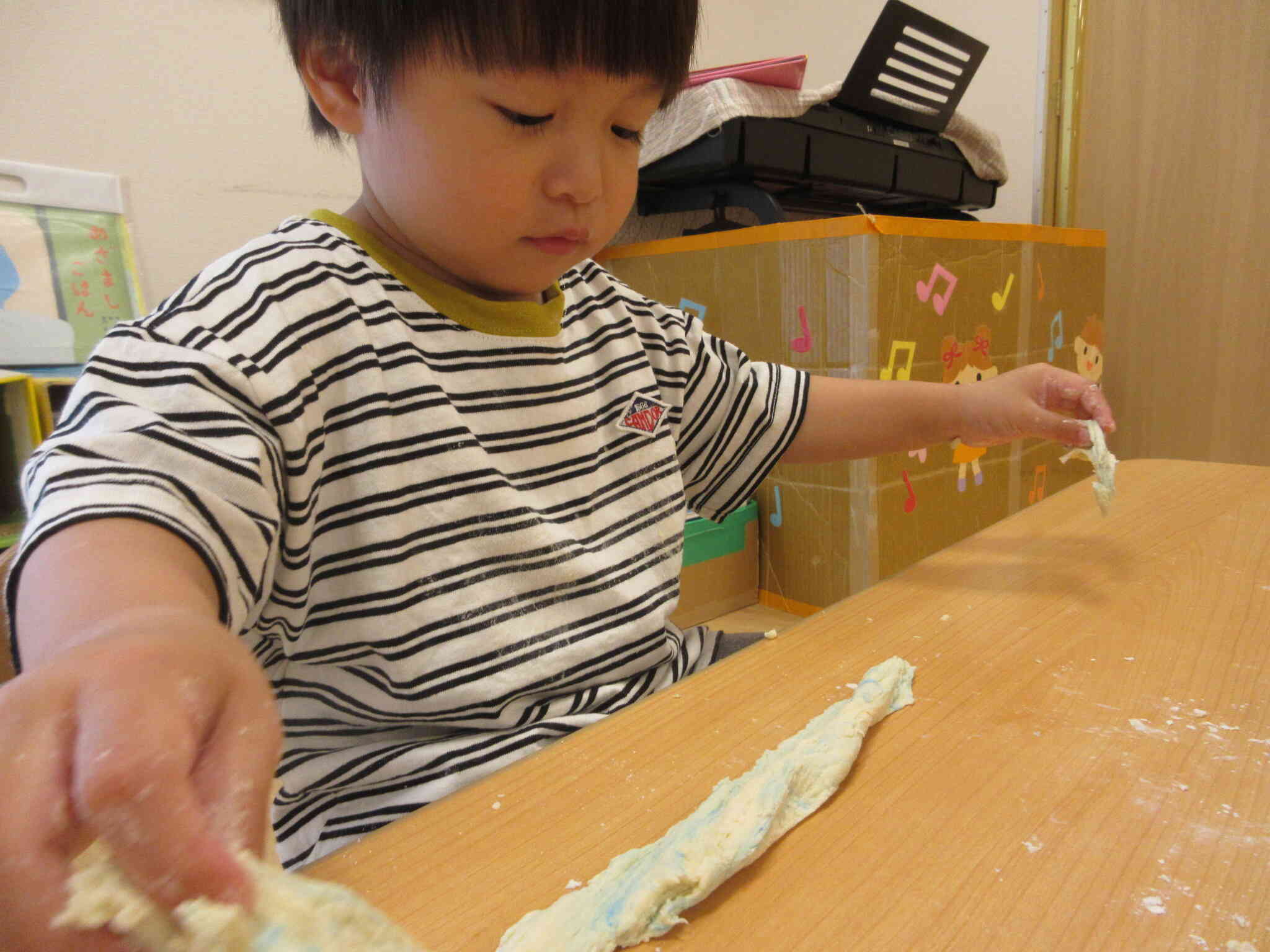 小麦粉粘土楽しいな！