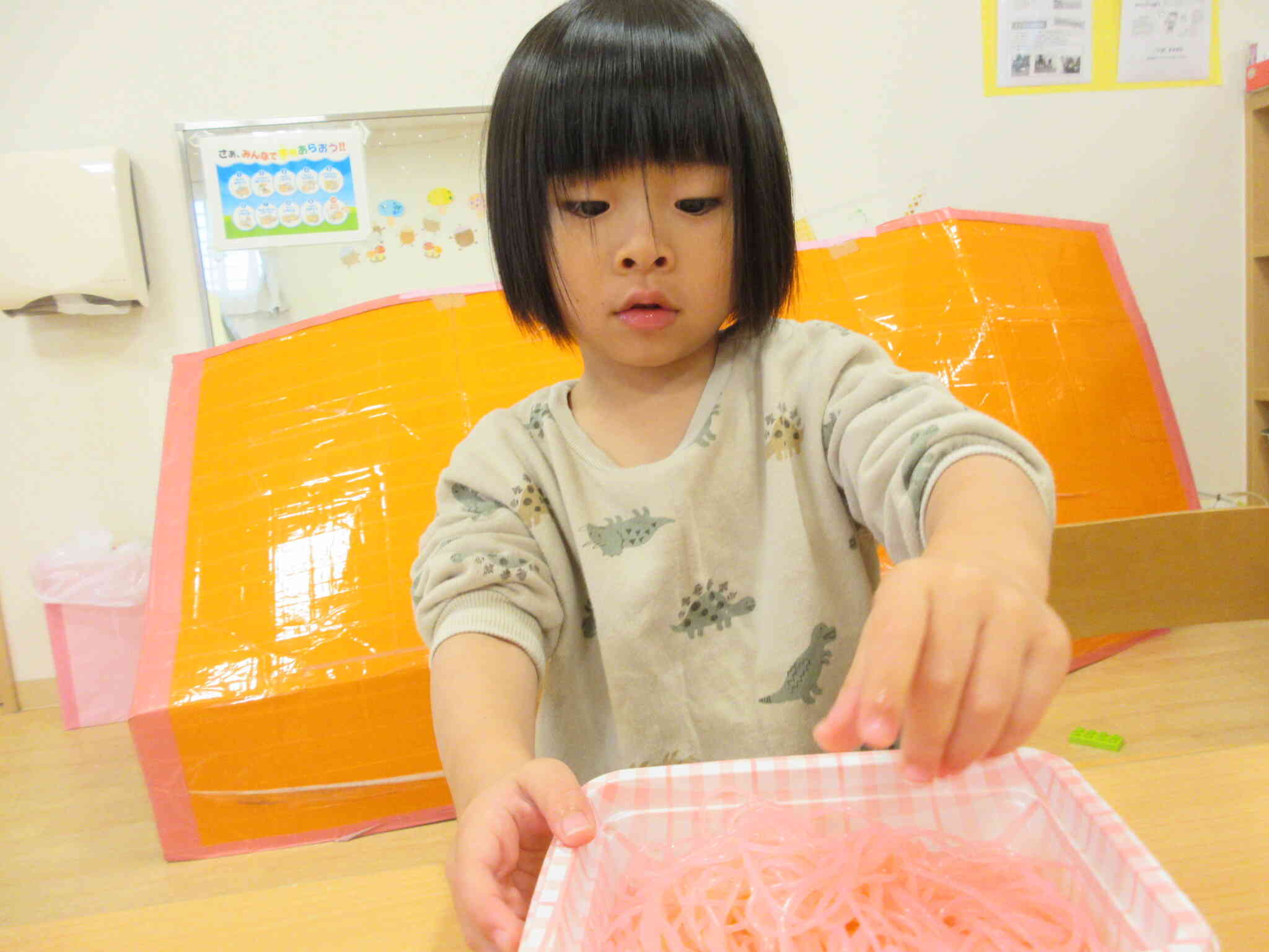 室内遊び～２歳児うさぎ組～