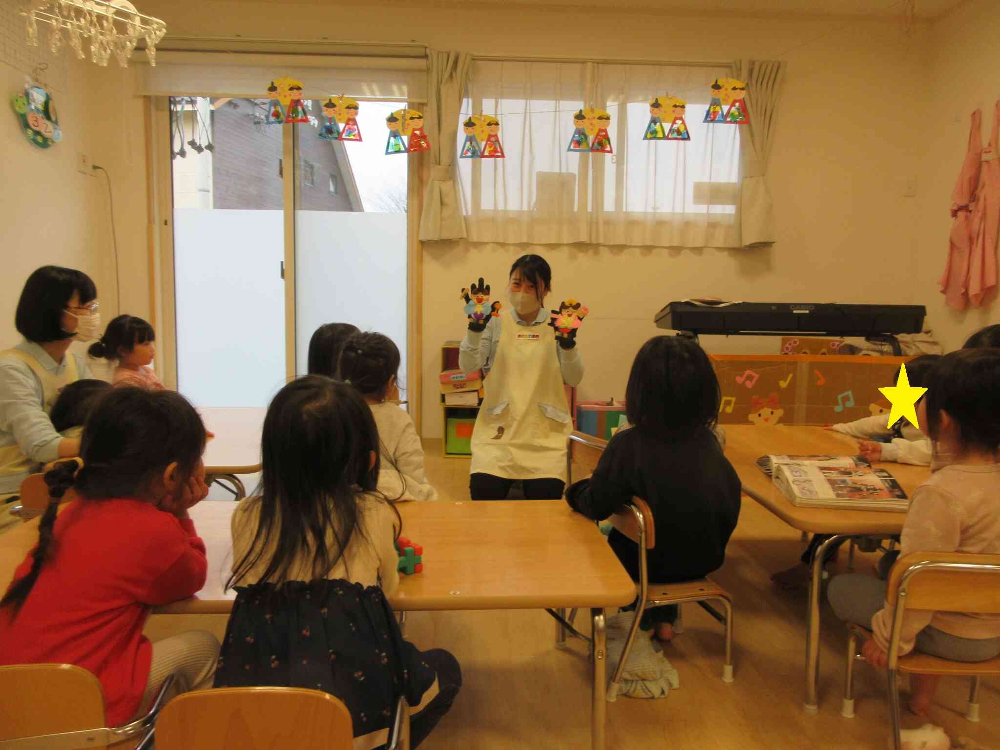 あかりをつけましょ、ぼんぼりに～