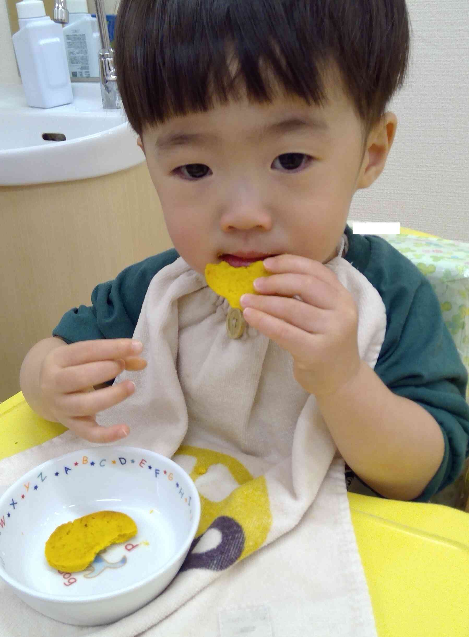 クッキーの形、おもしろーい！ぱくっと食べるとおいしーい！手が止まらない美味しさでした。