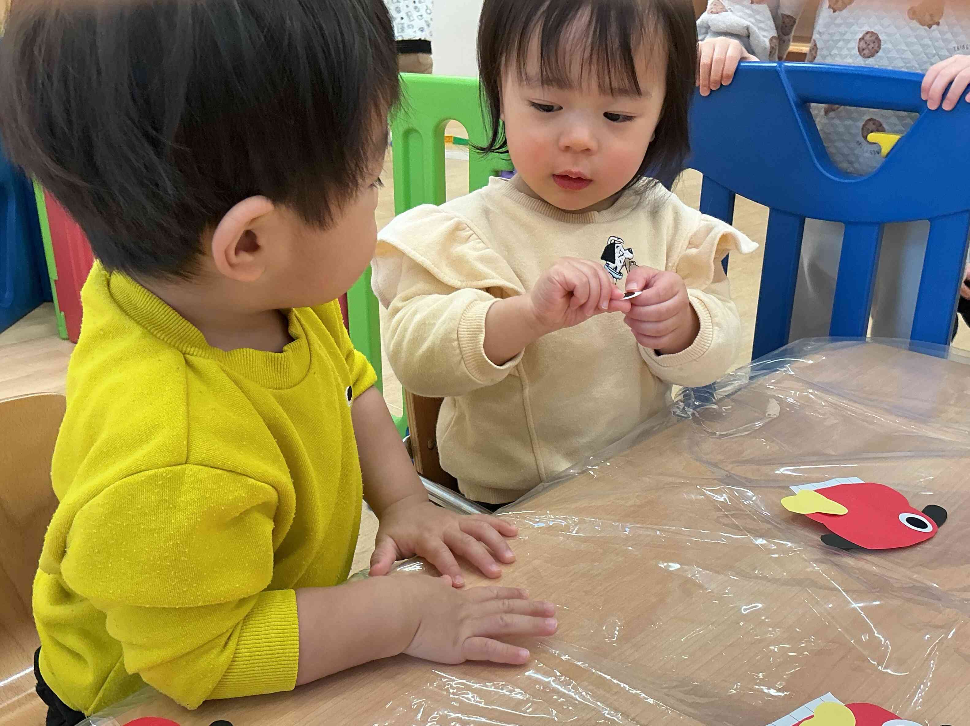 次な何を貼る？