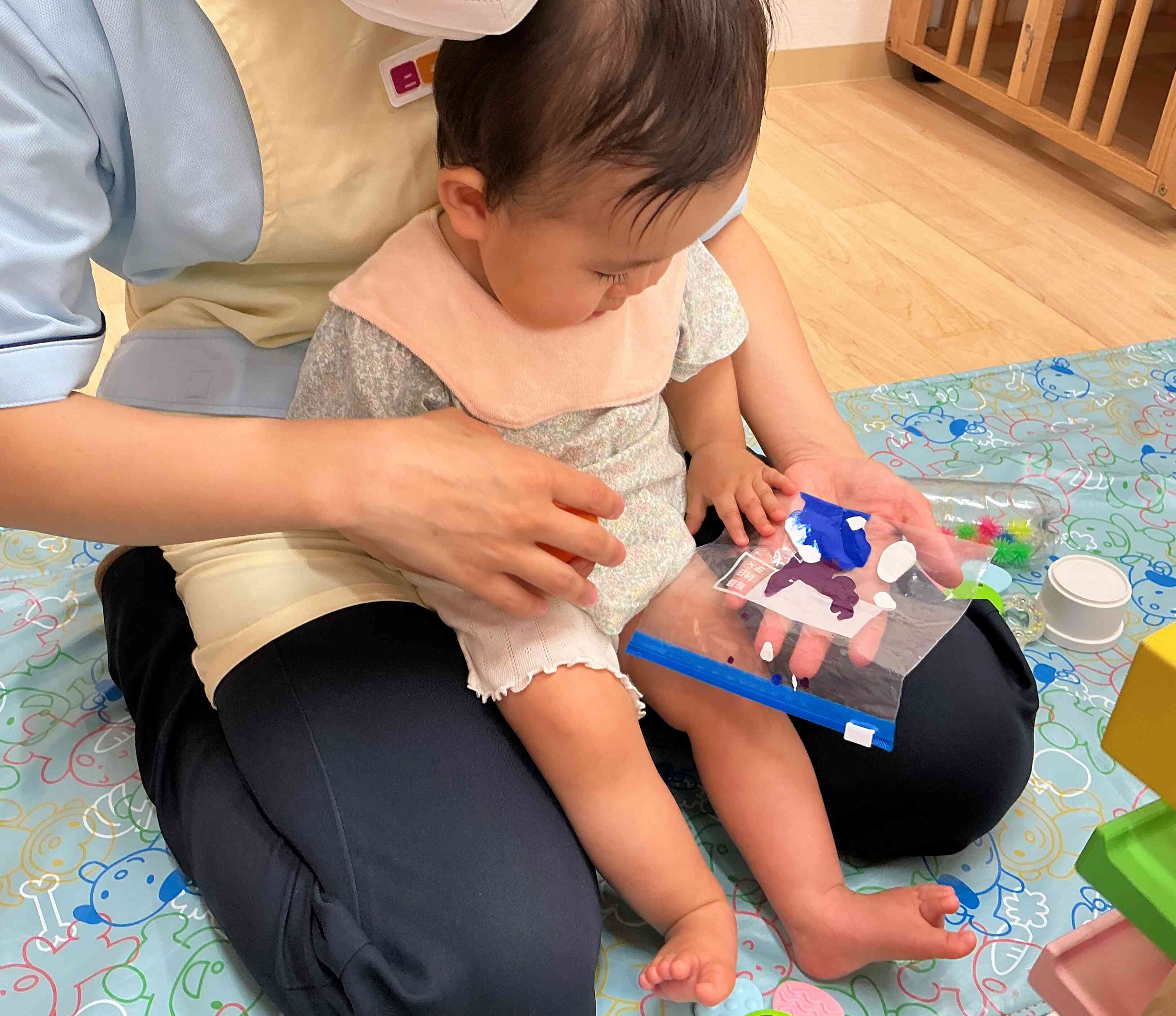 感触遊び,楽しいな