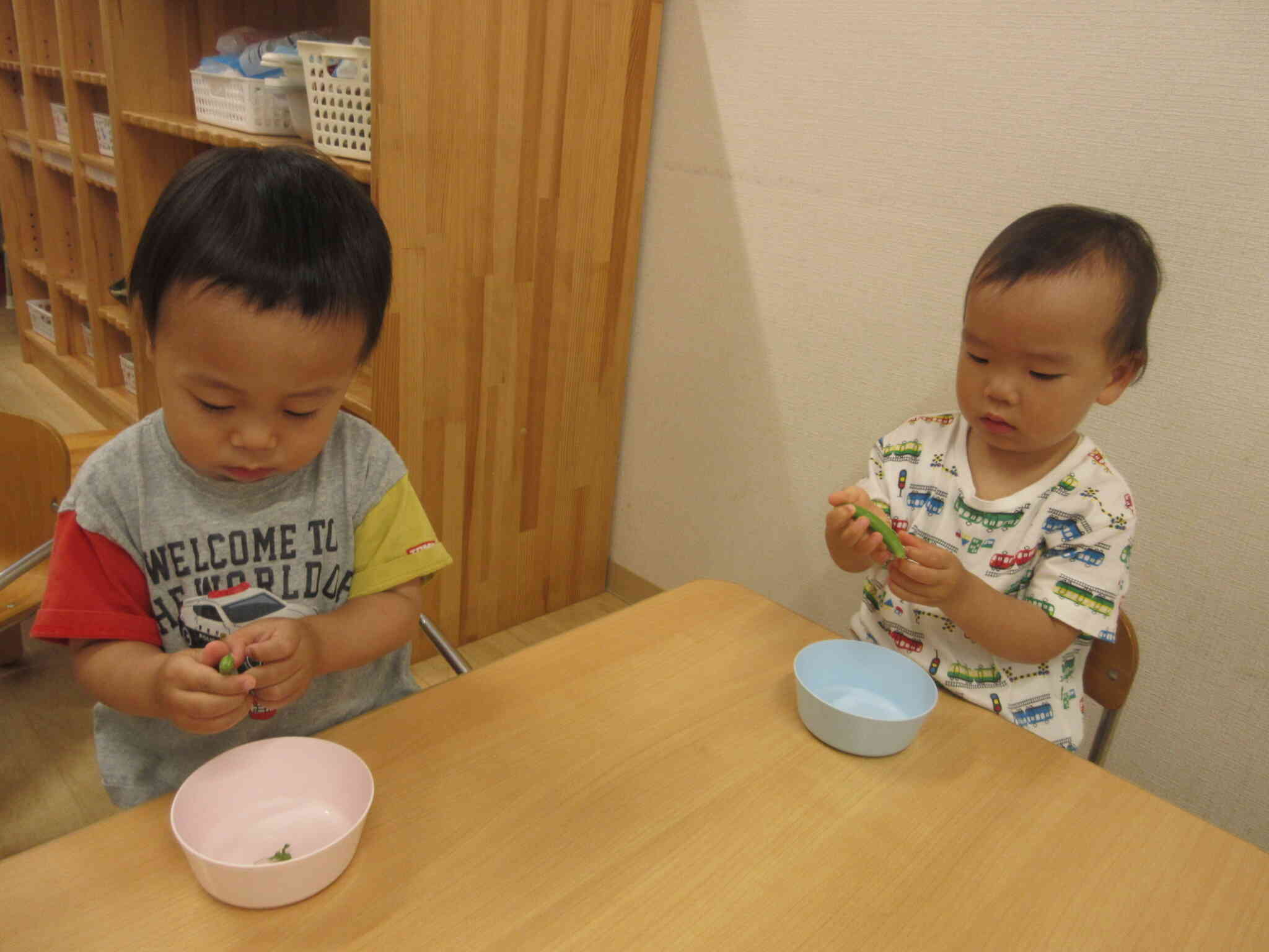 豆むきに挑戦！