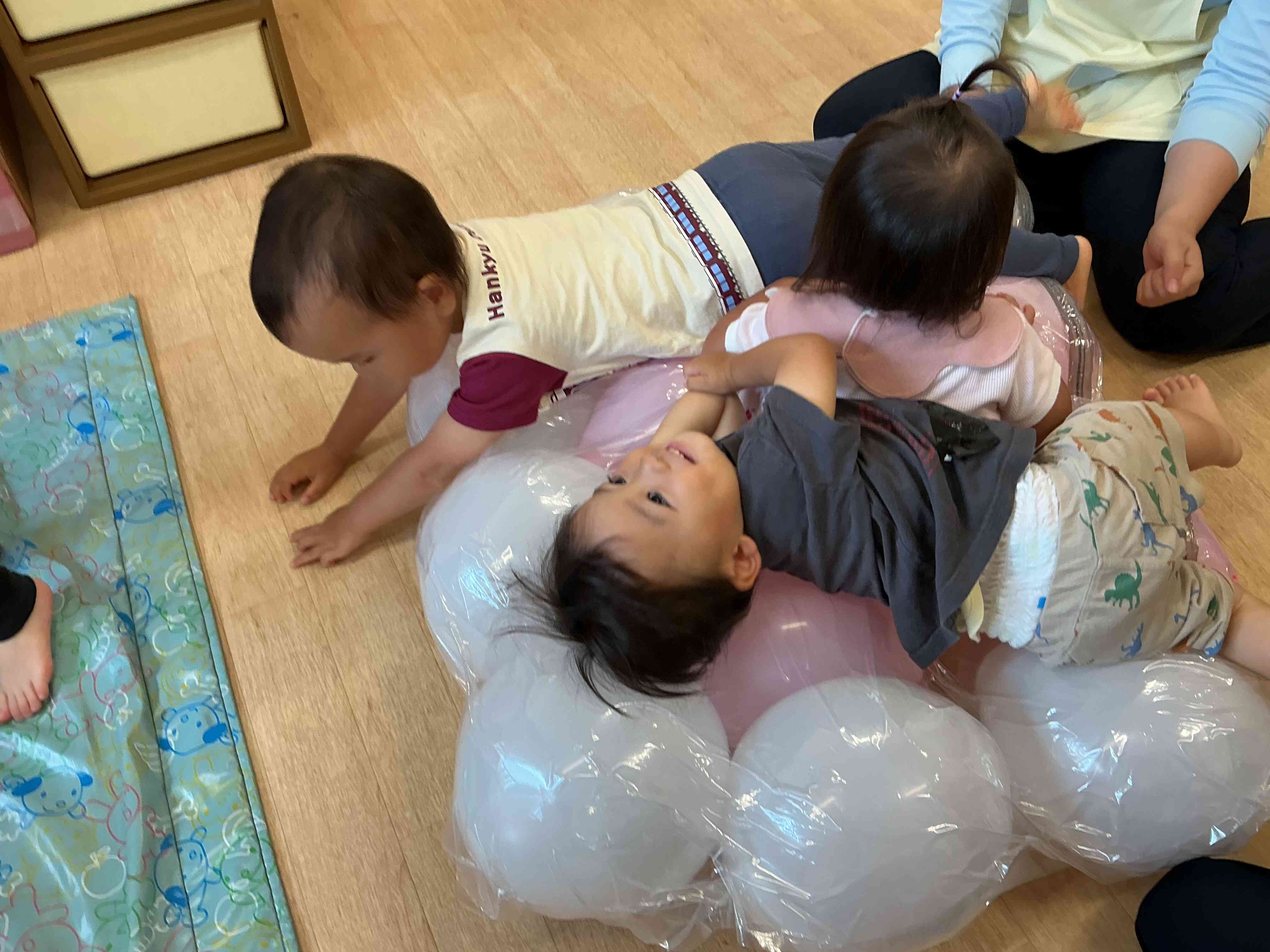 風船マットで遊んだよ!