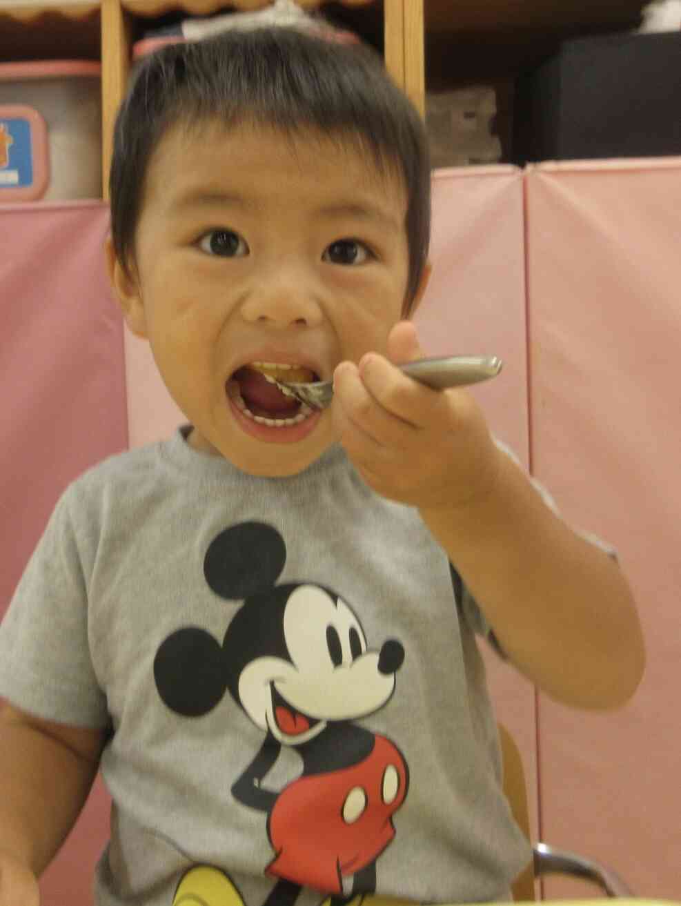 大きなお口であ〜ん♪