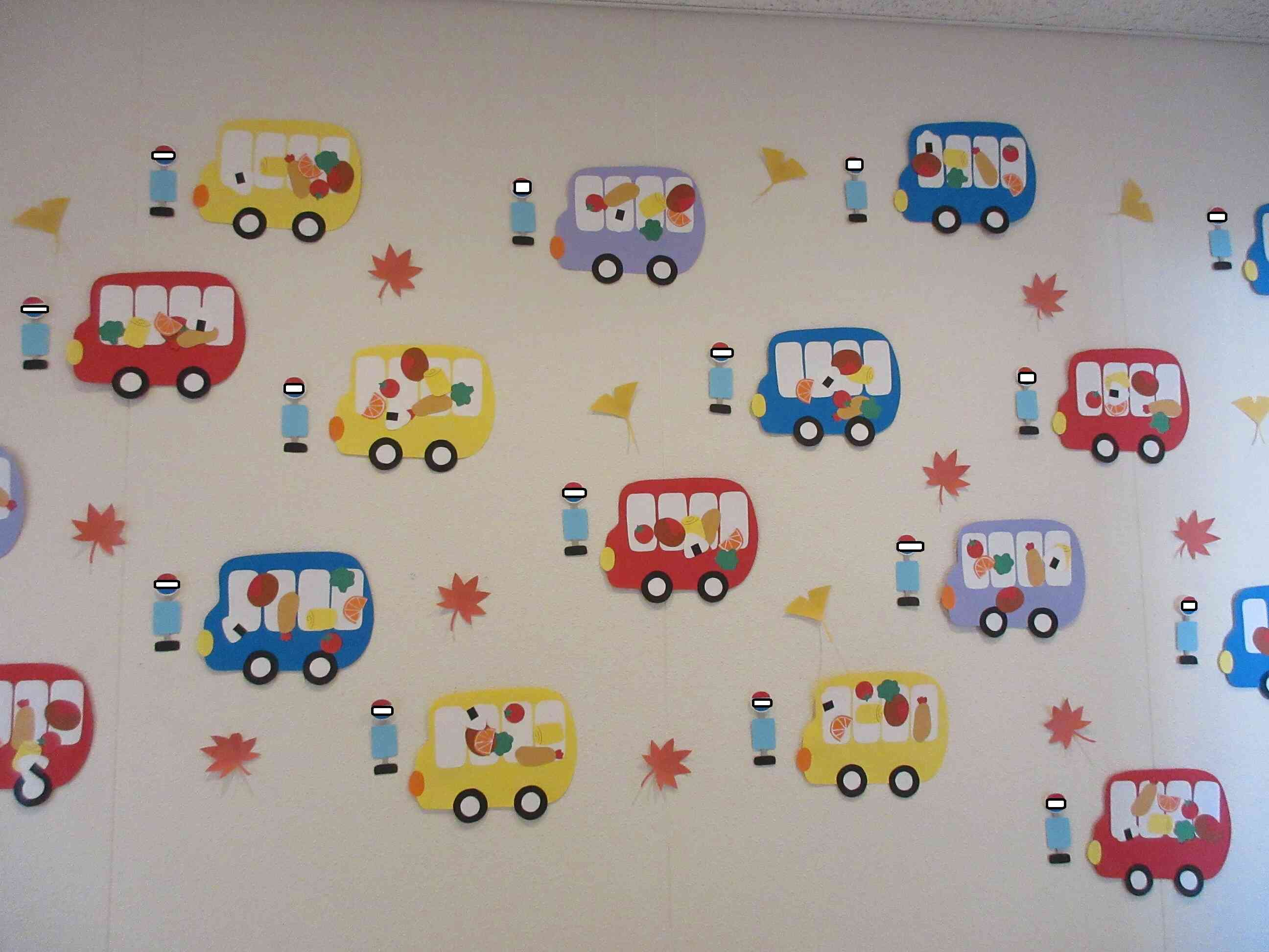 おべんとうばすがたくさん♪