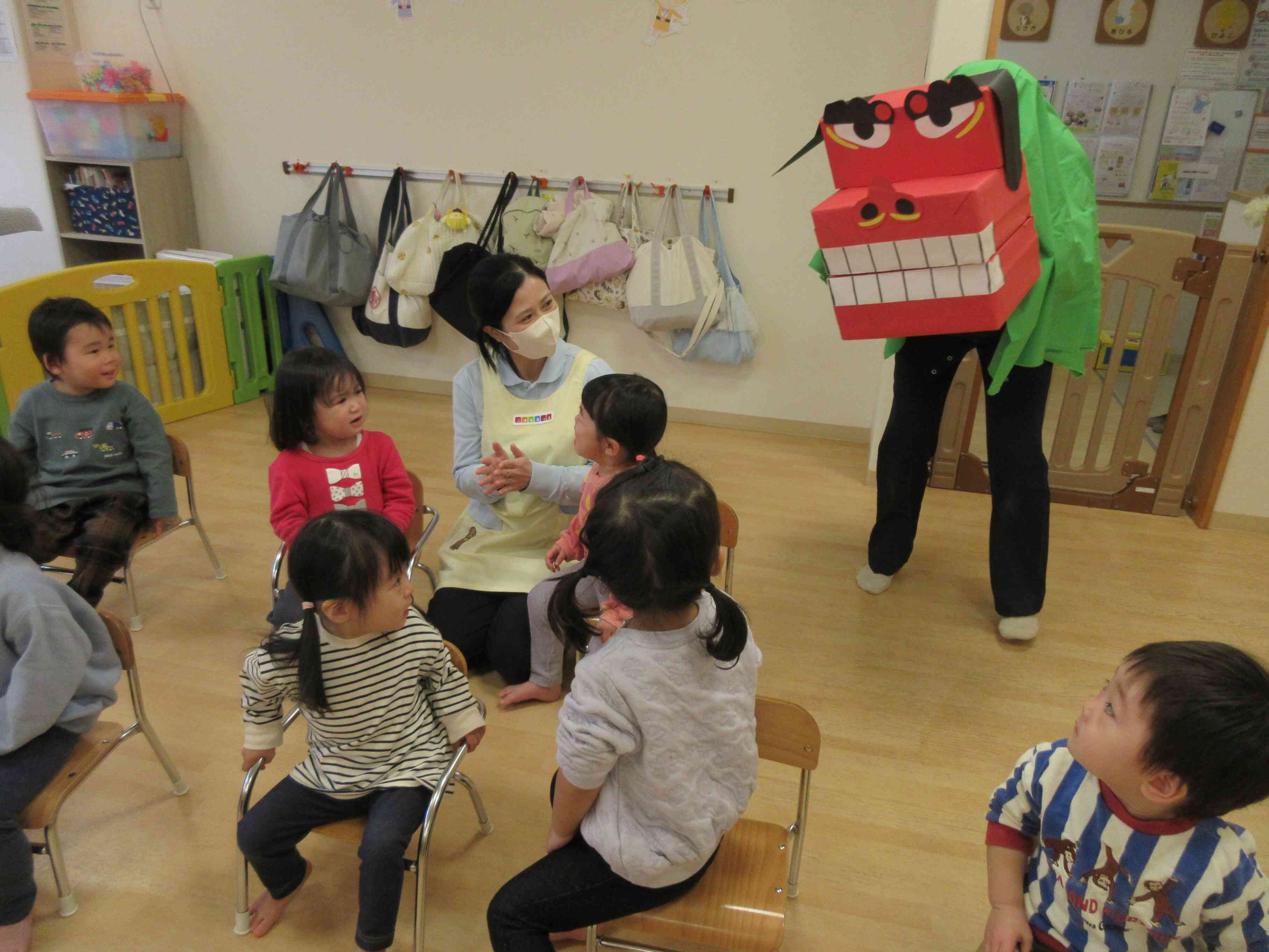 獅子舞がやってきた！