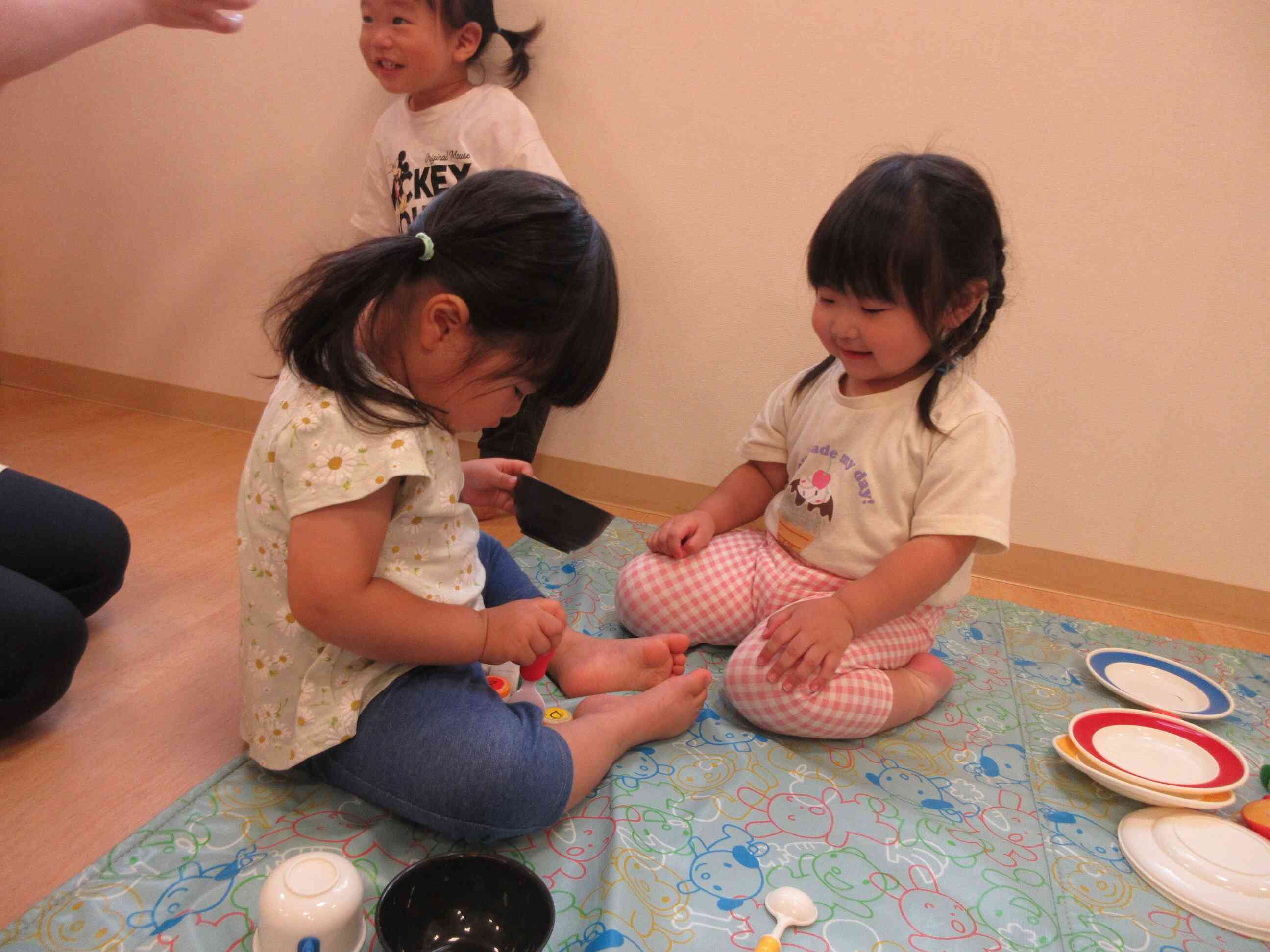 お部屋で遊ぼう！