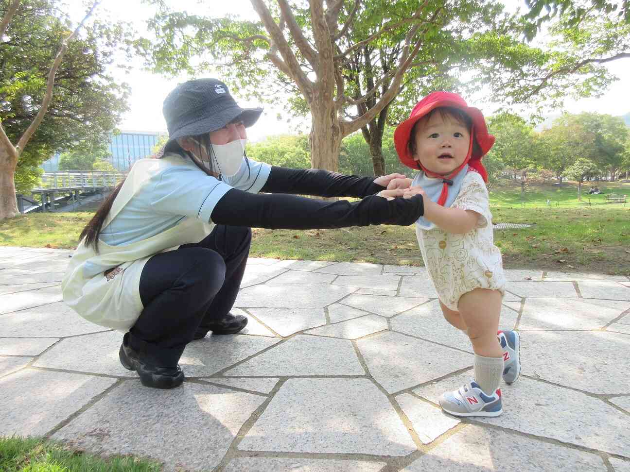 水辺の森公園へお散歩の様子