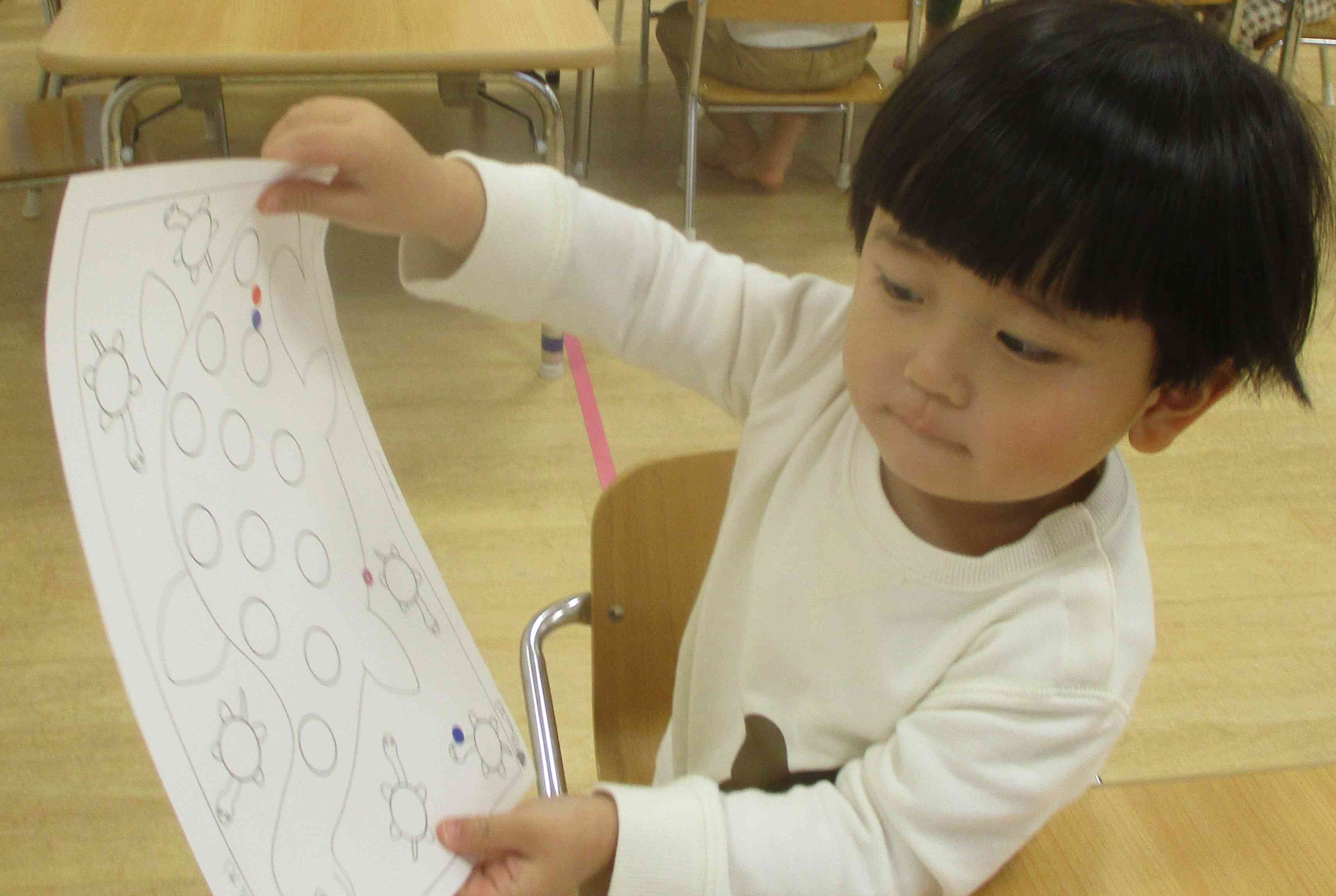 小さなシールを貼ってみたよ☆