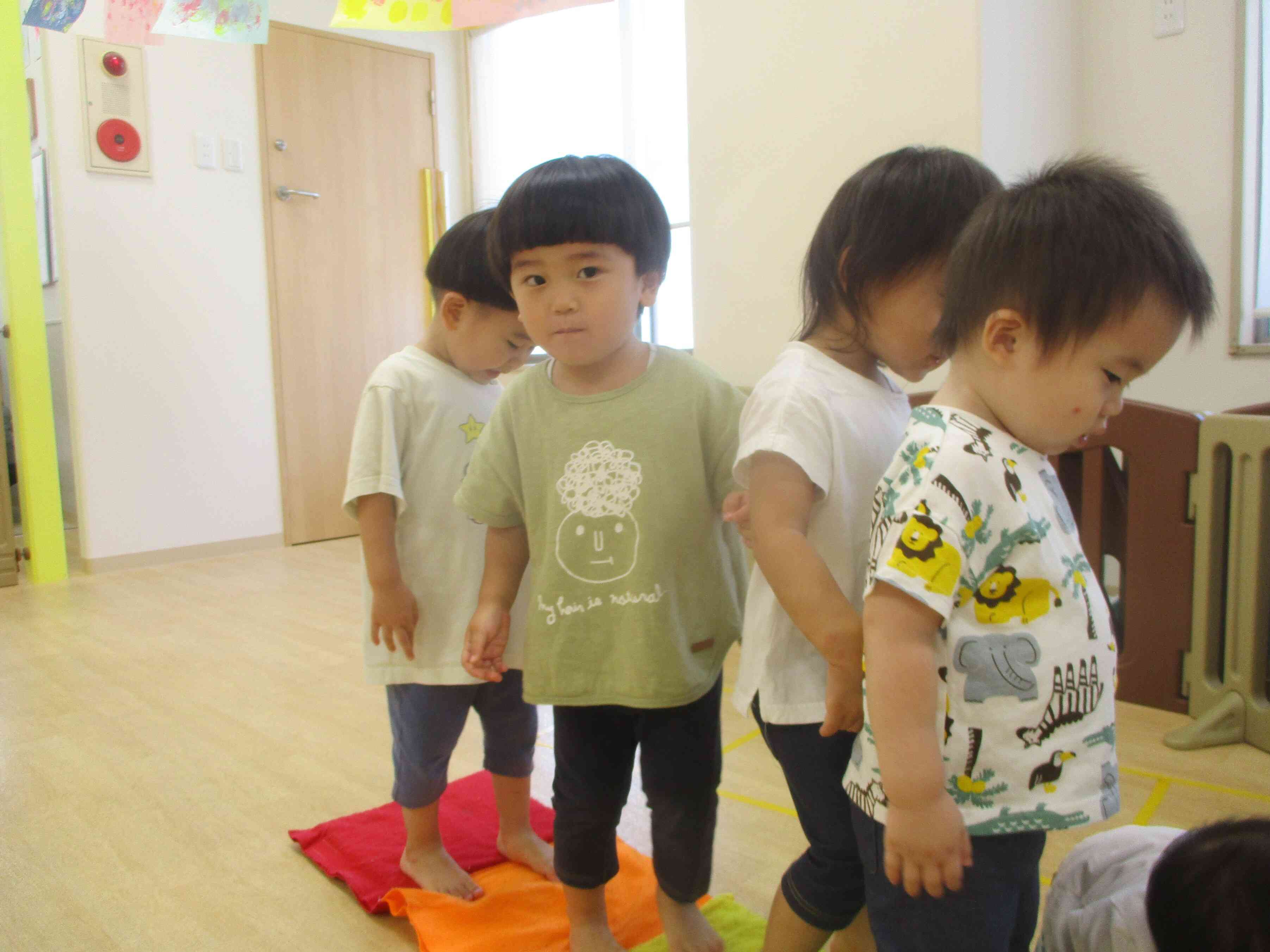 足の裏に色んな感触がしておもしろーーい！！