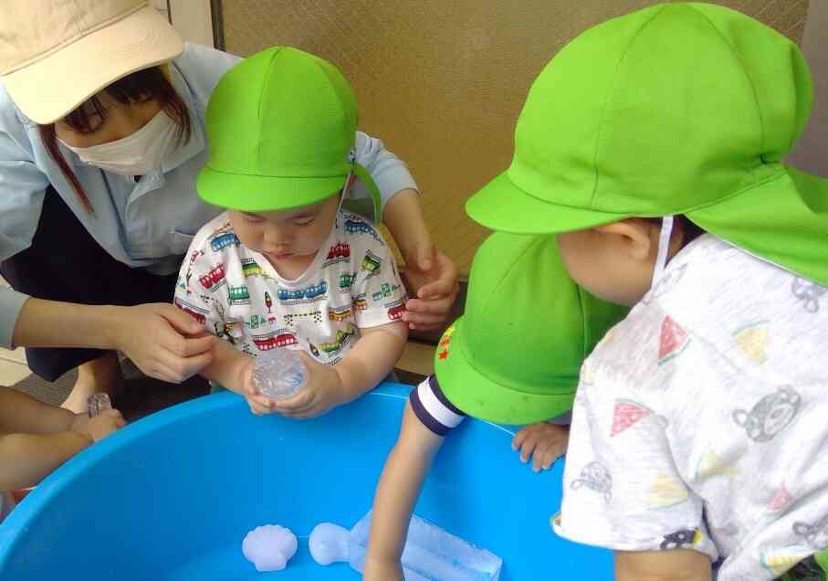 ぼくも 触ってみるね～！