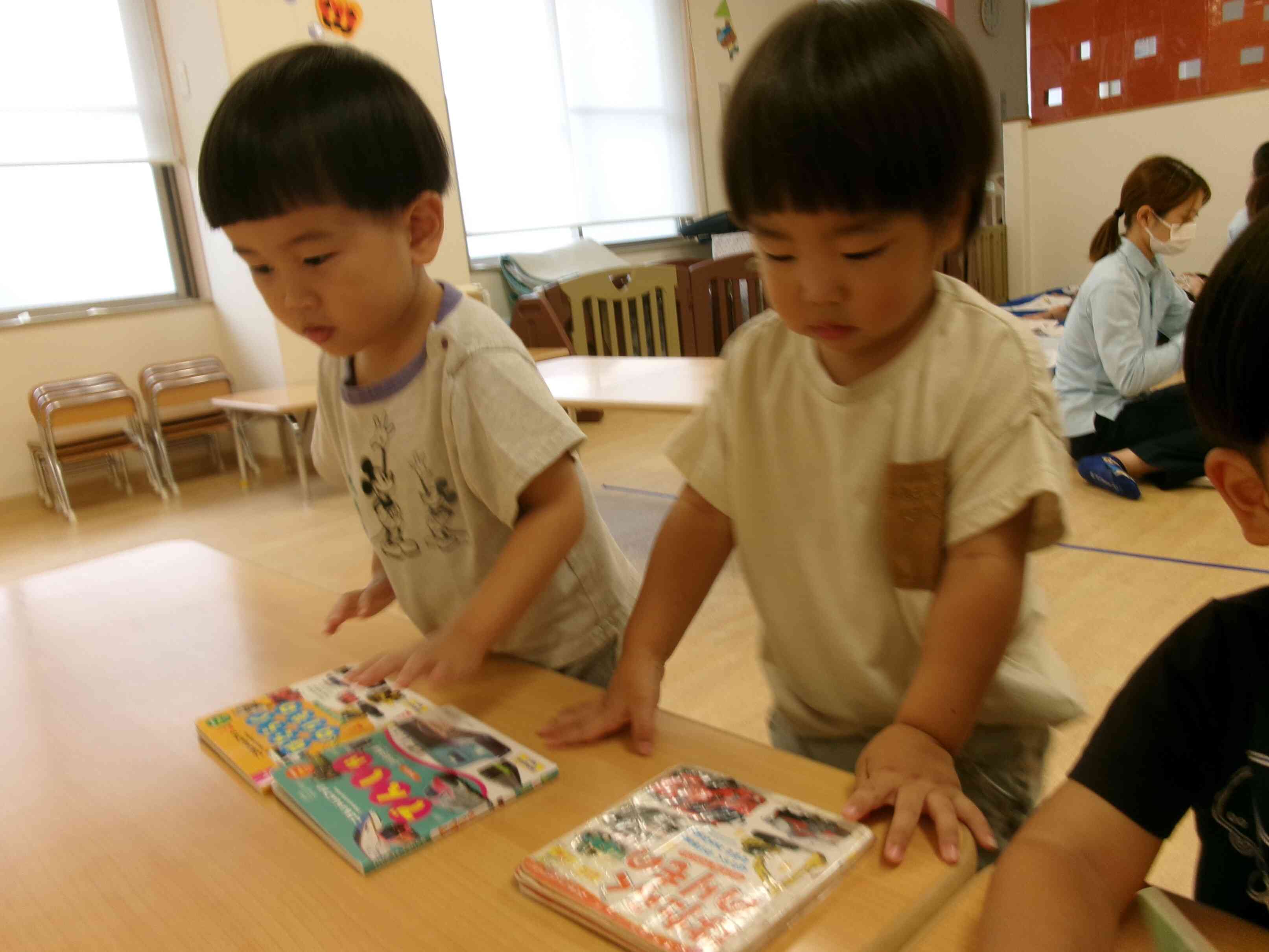 絵本を見たよ☆
