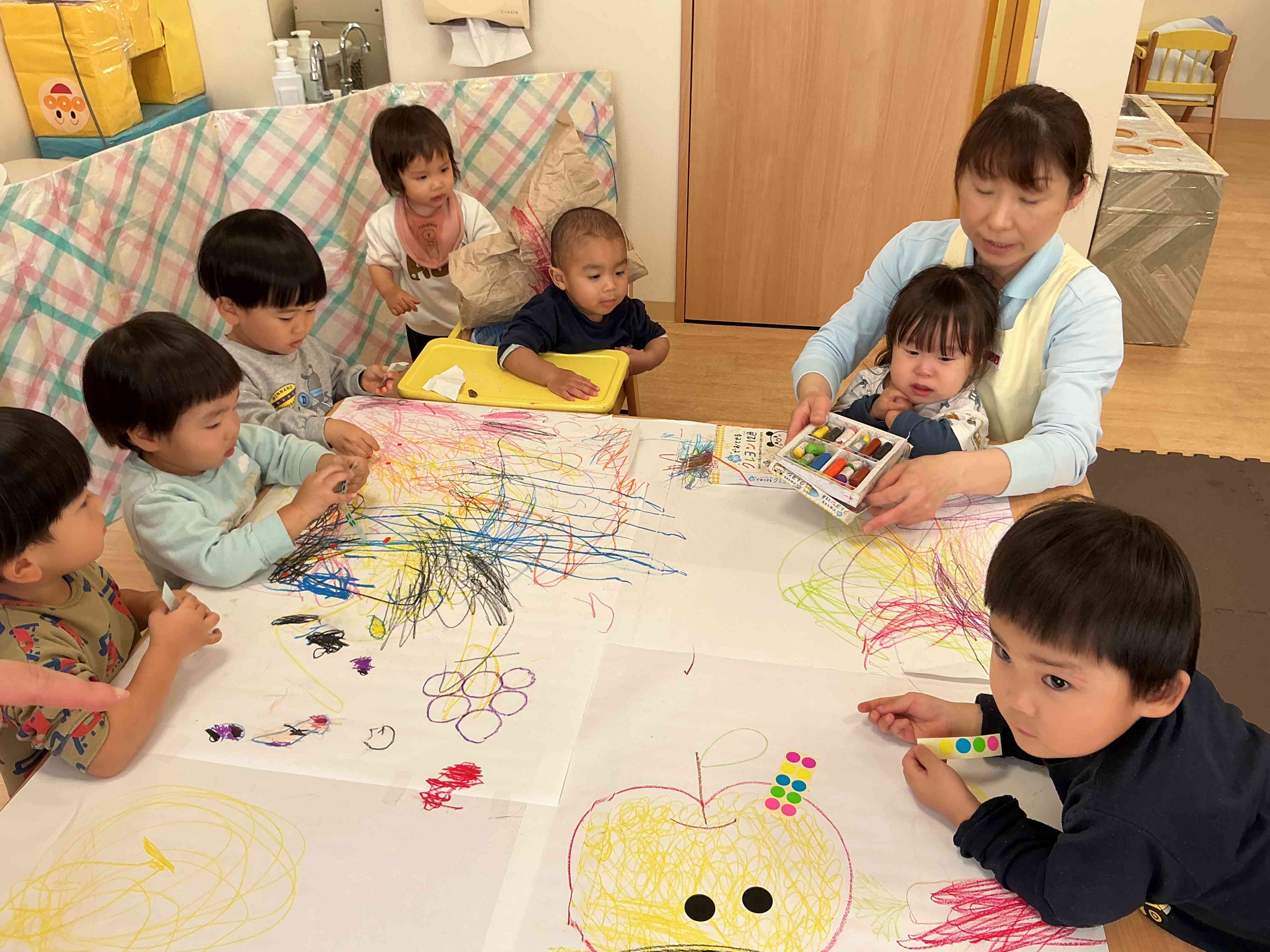 お部屋でも散歩でも元気いっぱいだよ！