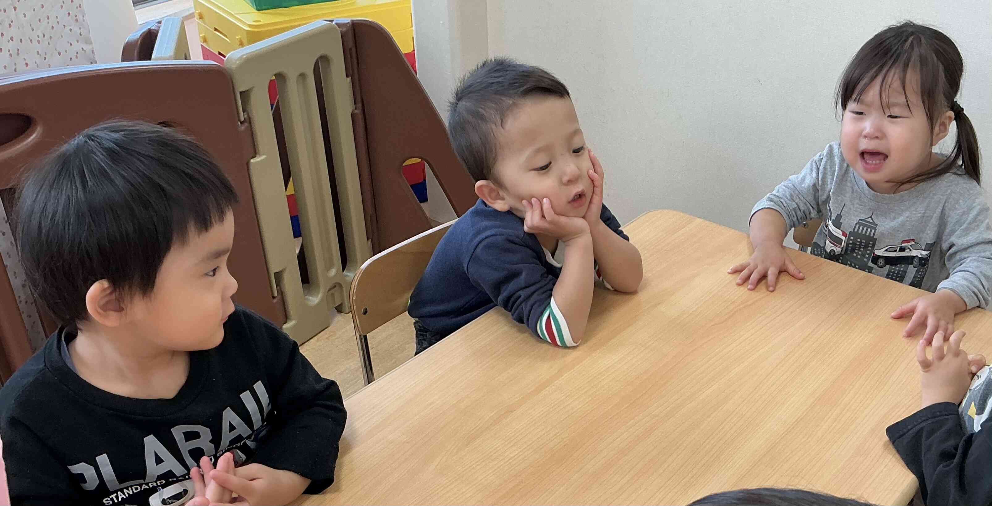 どんなお話しをしているのかな。