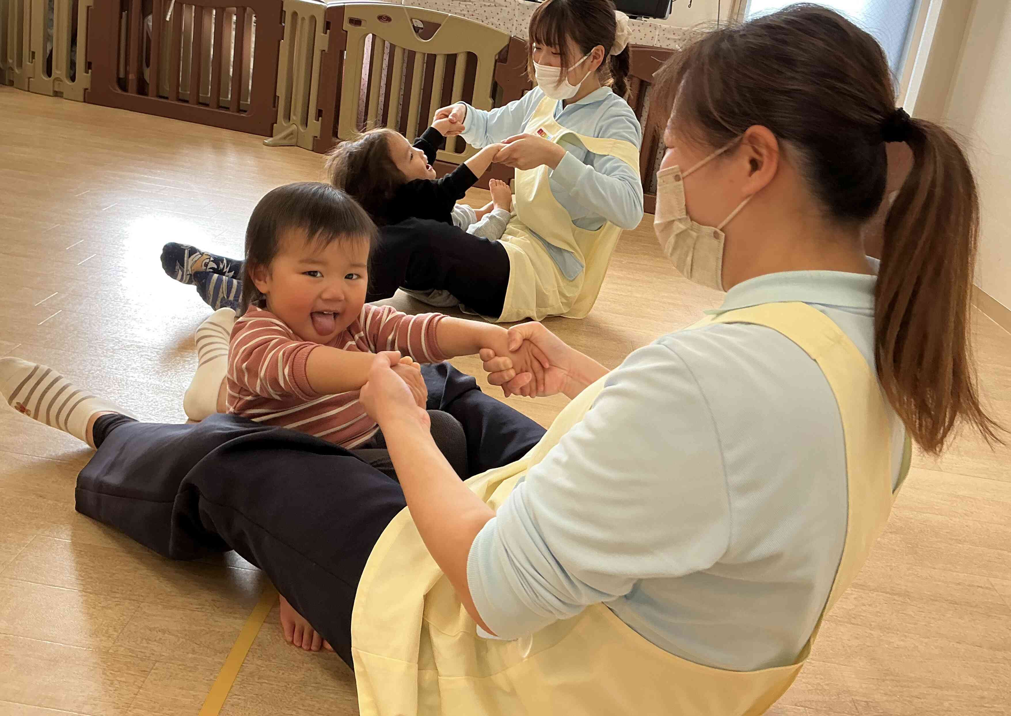お船がぎっちらこ〜