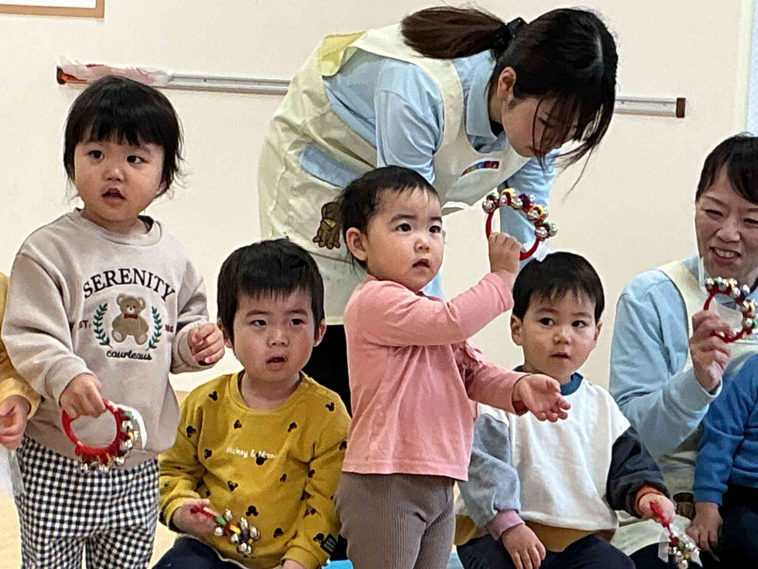 きらきら星を鈴で鳴らしたよ♪キラキラ~☆