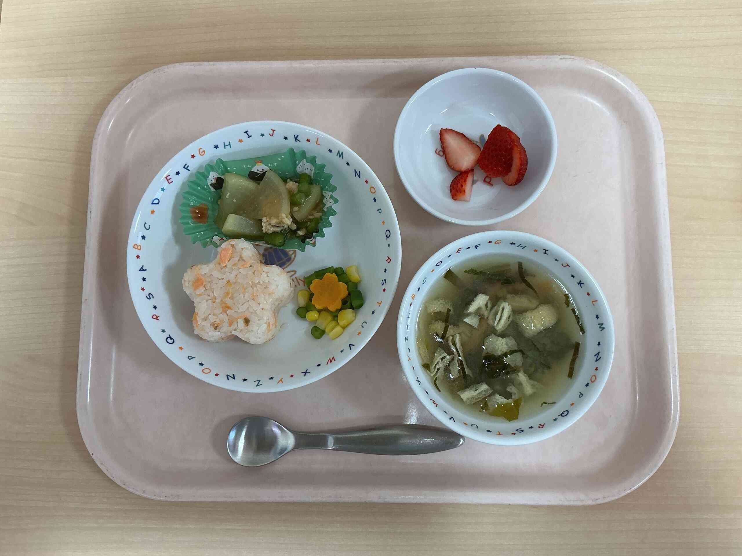 ひなまつりの給食
