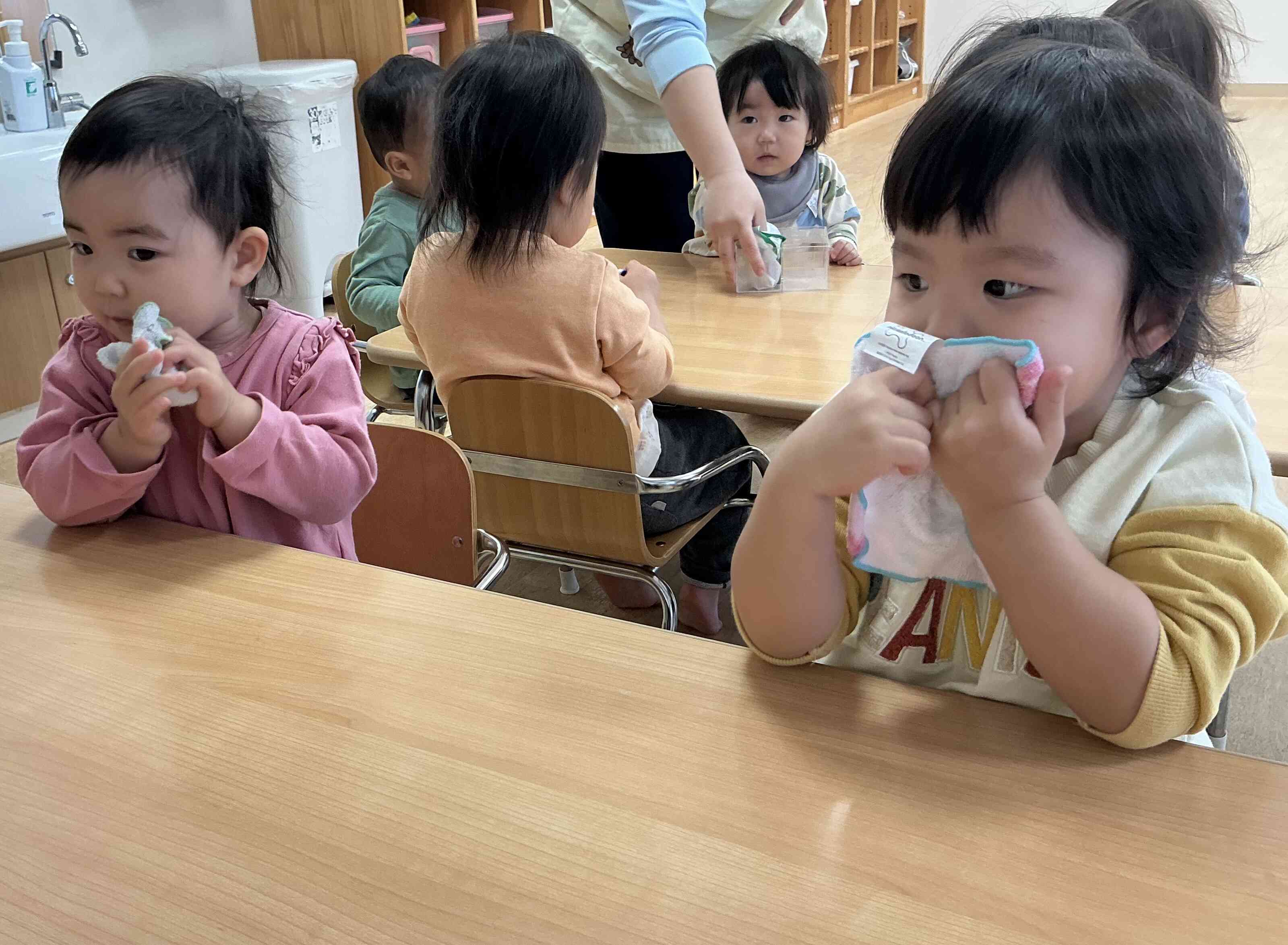 ふきふき…ピッカピカ〜！！