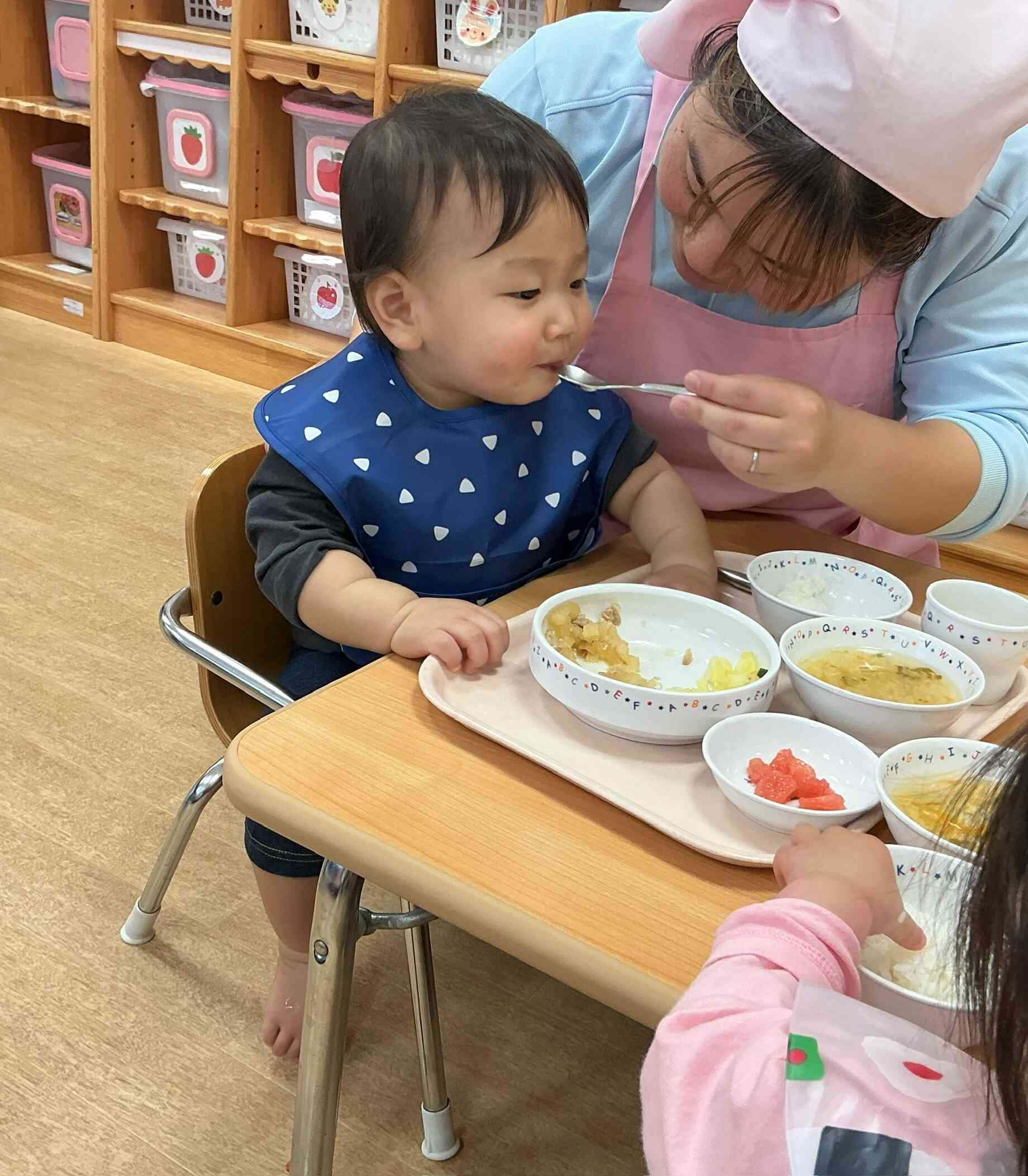 初めての給食だね！