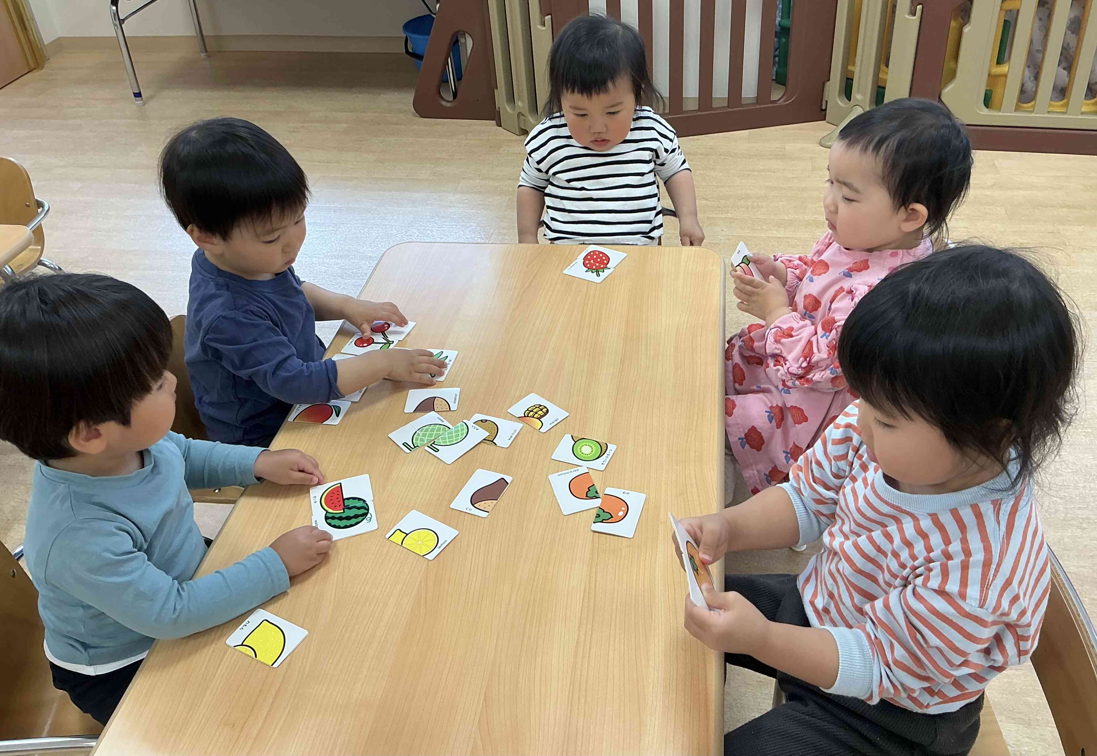 カード遊び！どれとどれが一緒かな！？