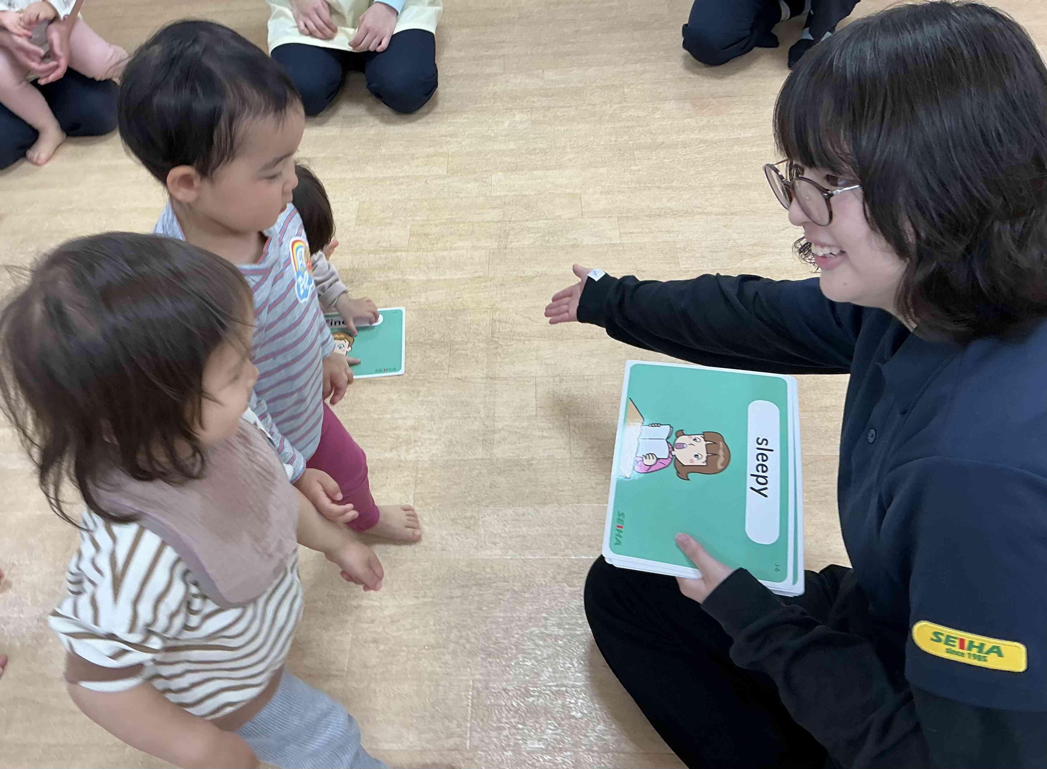 真似っこして発音しようね！