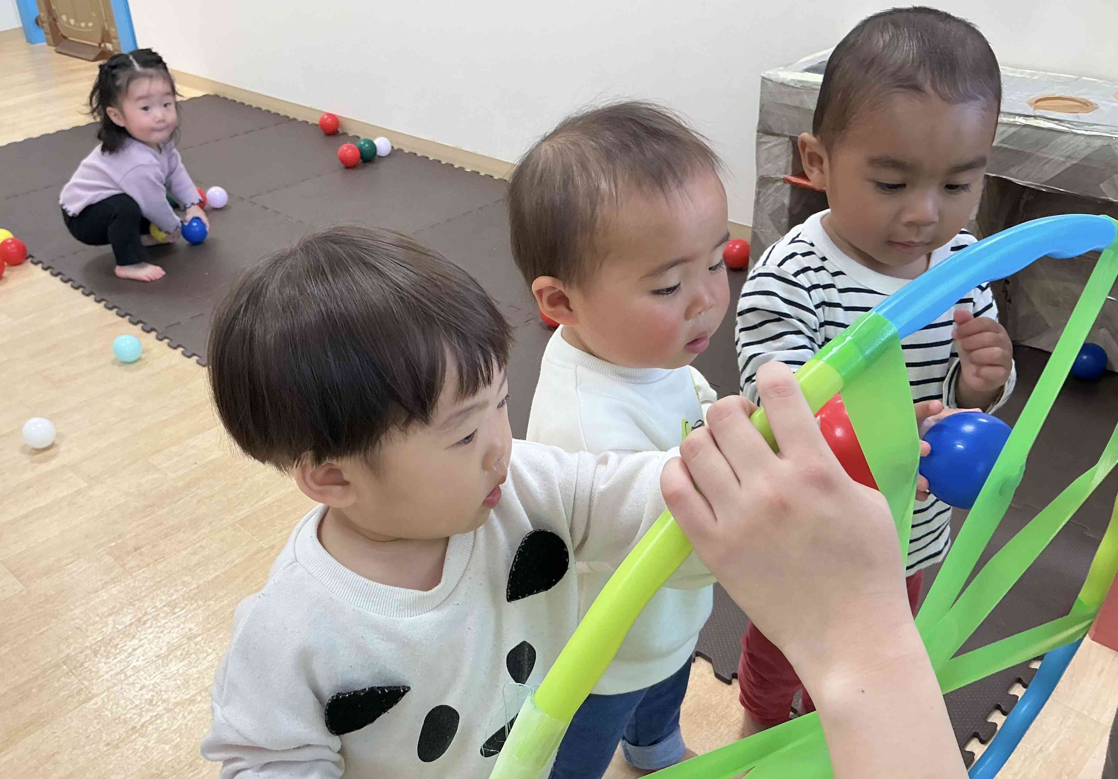 ボールをペタッ！！