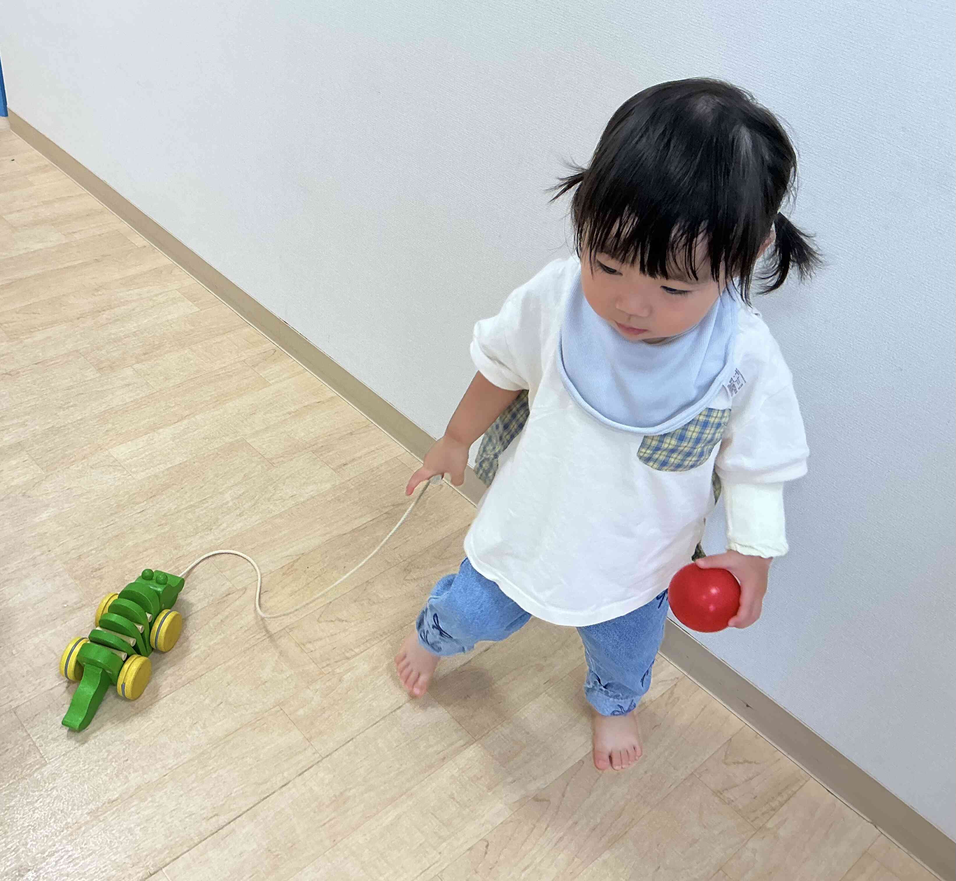 ワニさんとお散歩どこに行こうかな〜